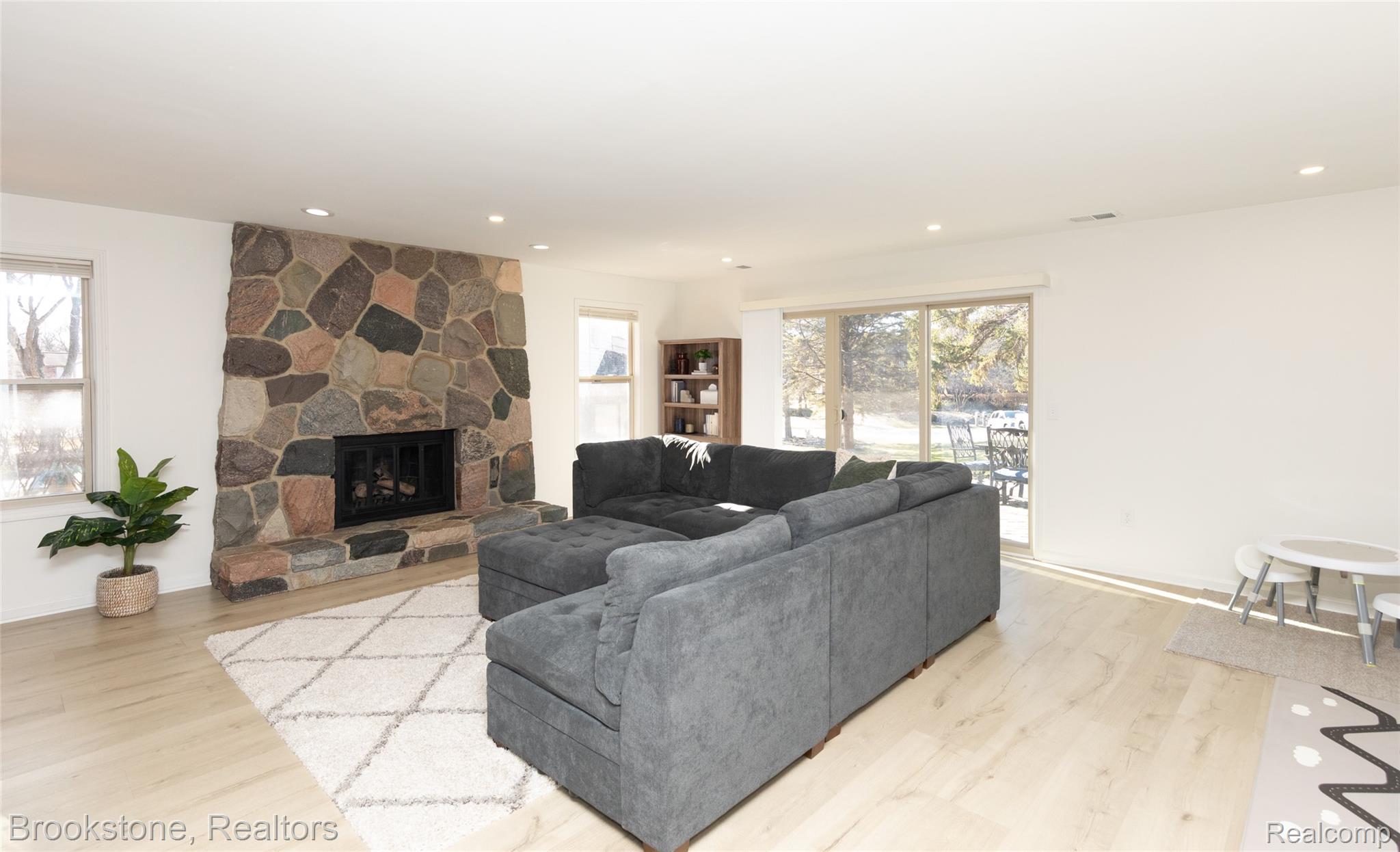25235 CAROLLTON