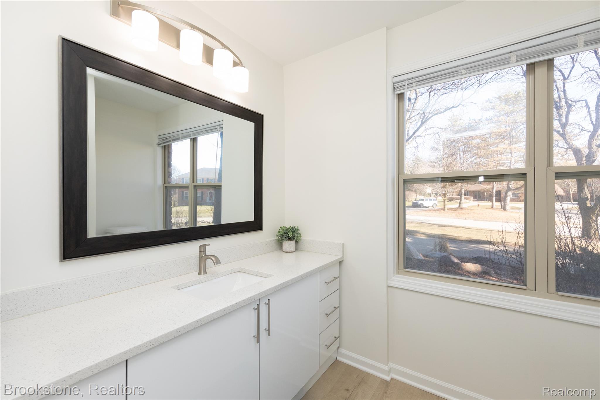 25235 CAROLLTON
