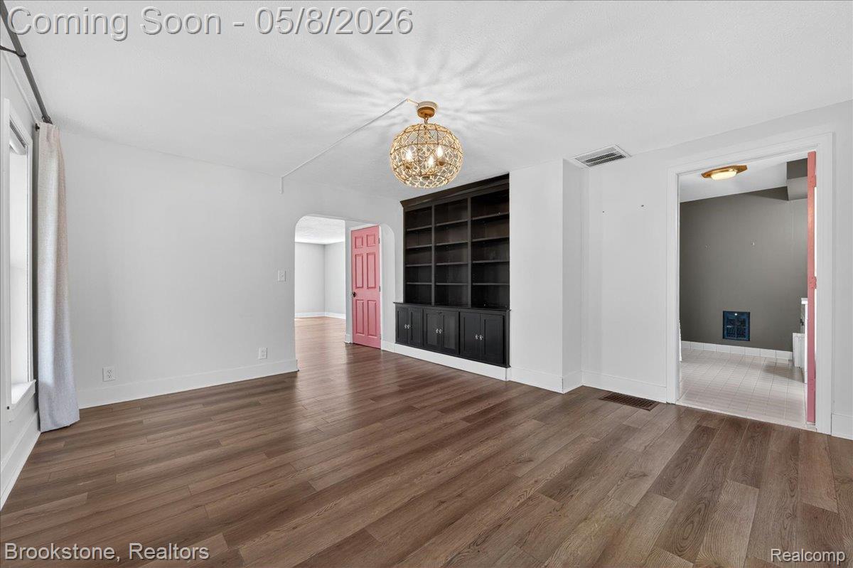 207 N Church