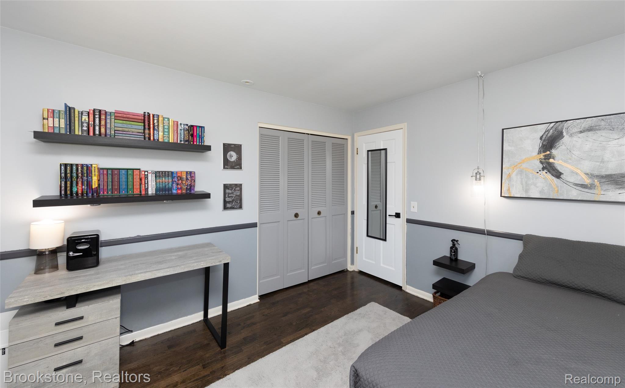1322 MEADOW GREEN