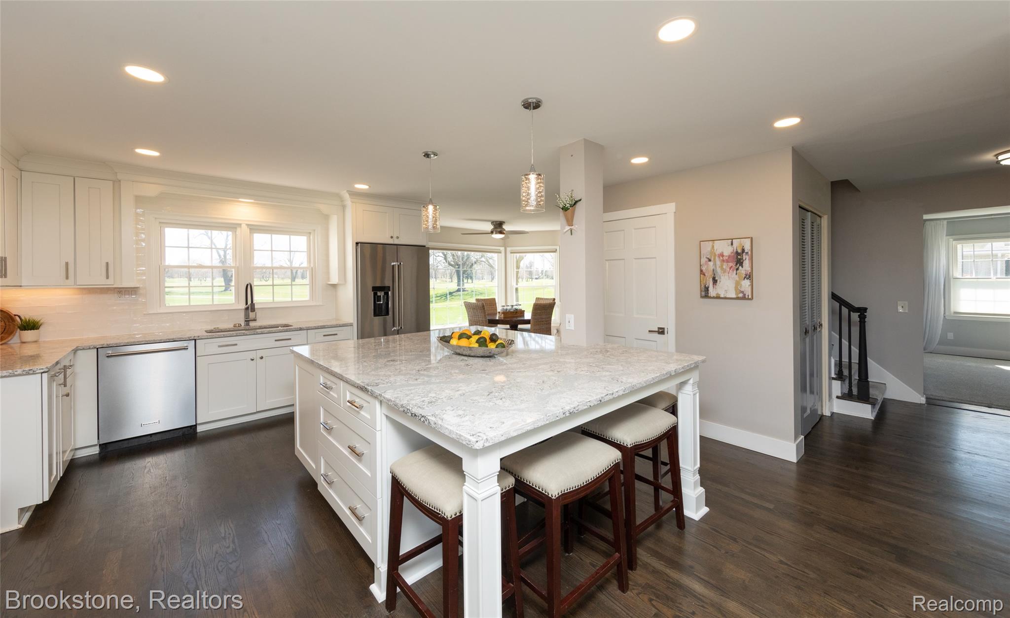 1322 MEADOW GREEN