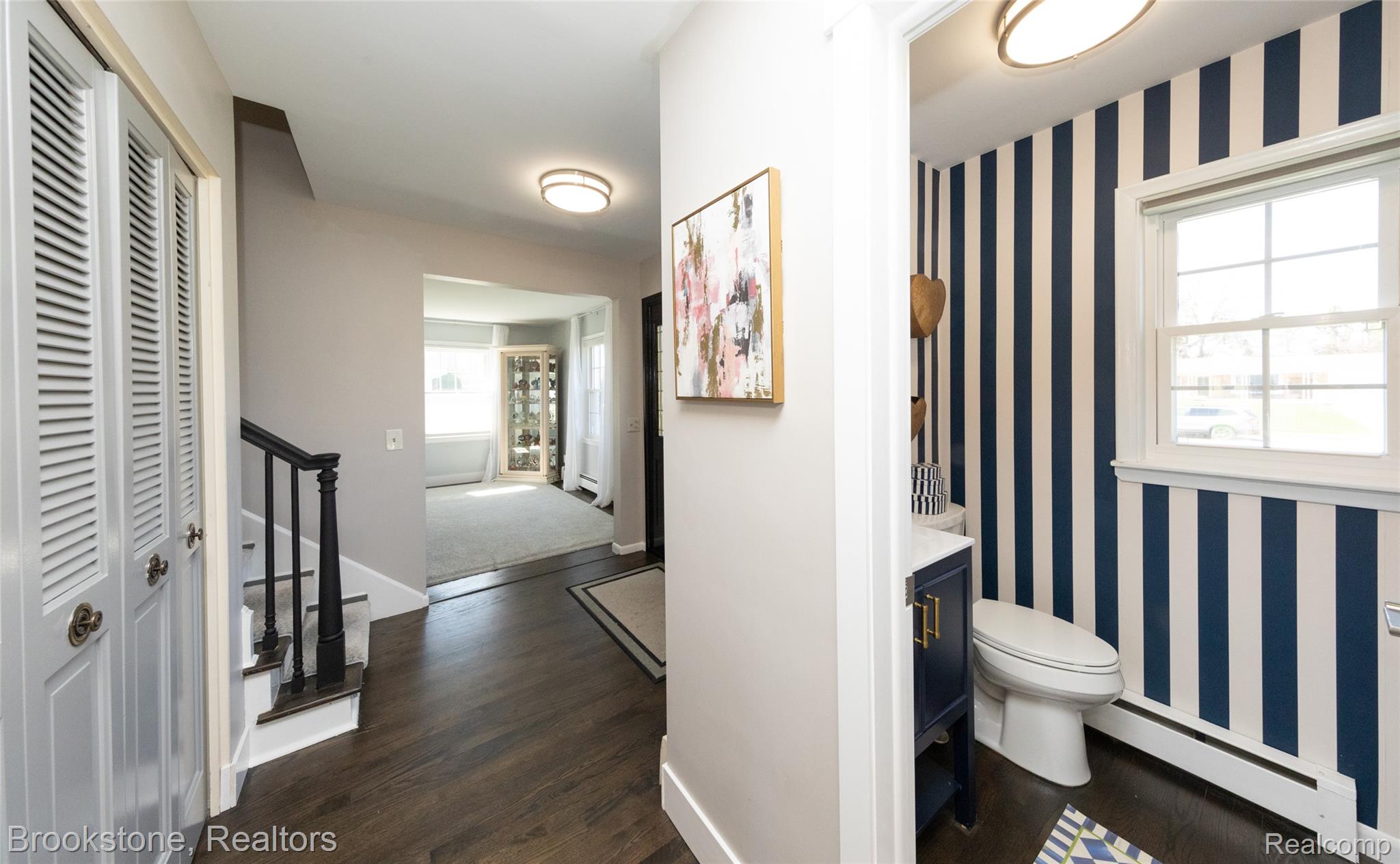 1322 MEADOW GREEN