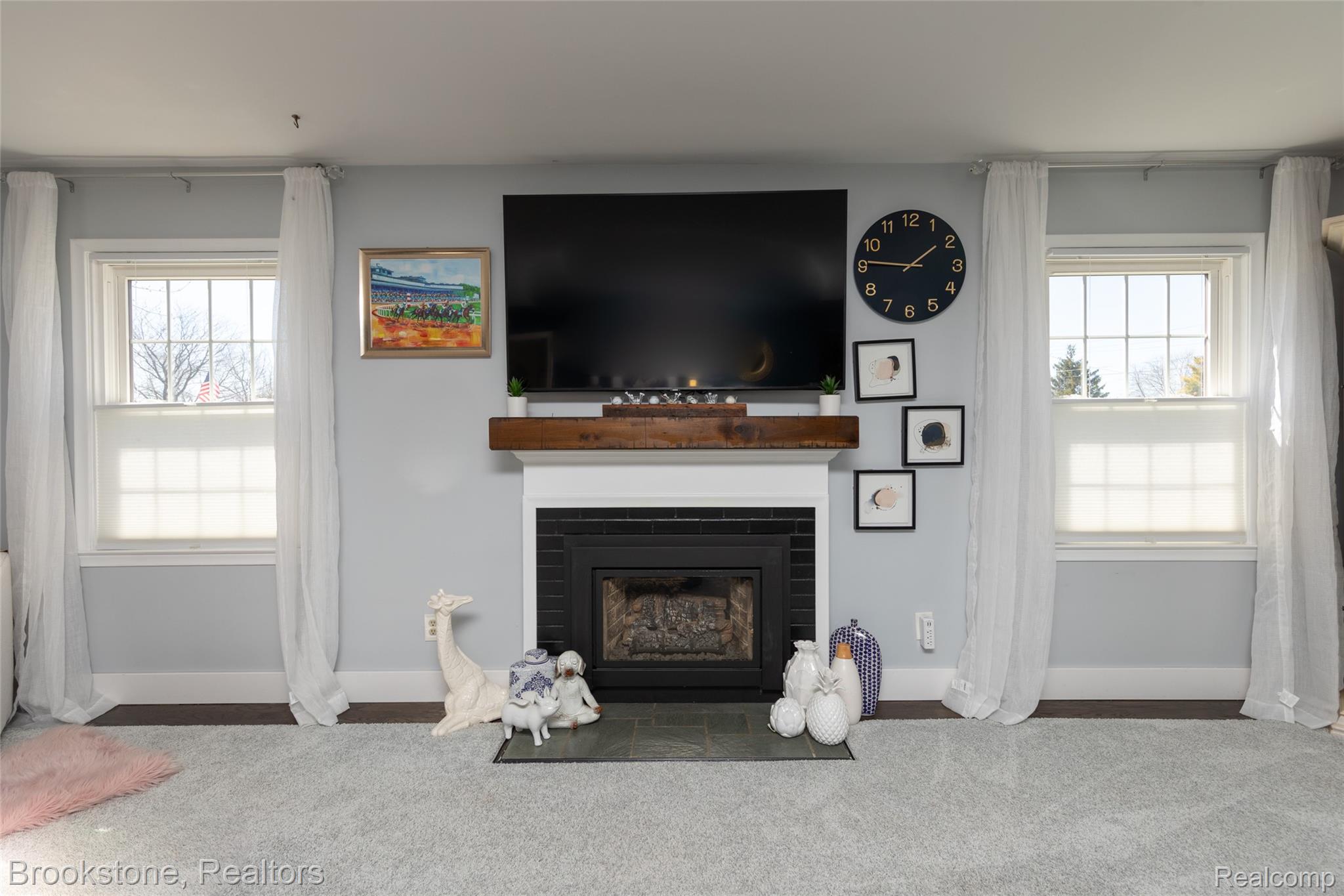 1322 MEADOW GREEN