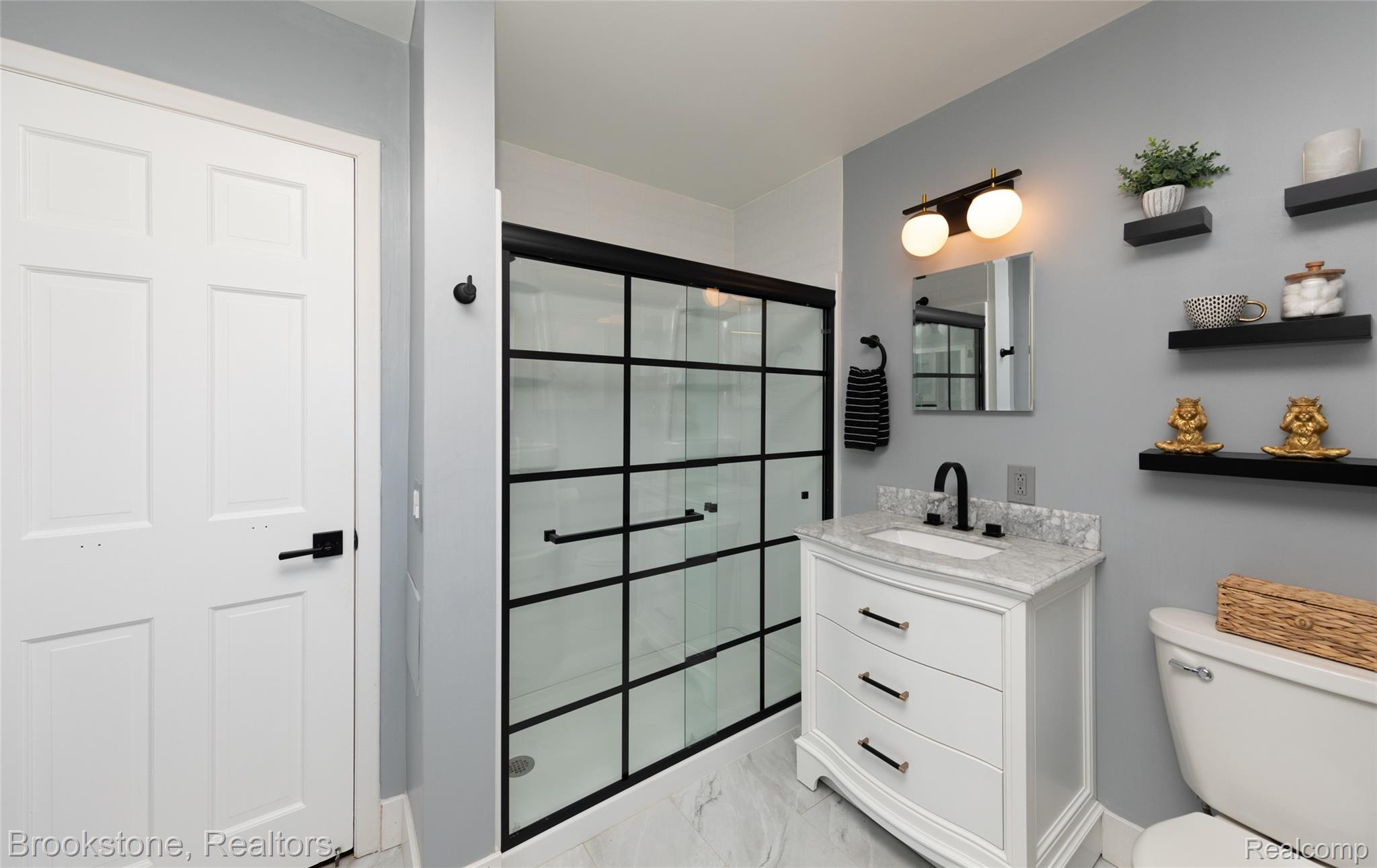 1322 MEADOW GREEN
