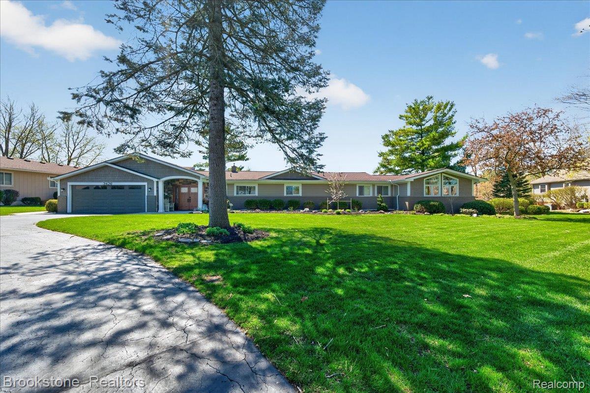 3426 KINGSWAY