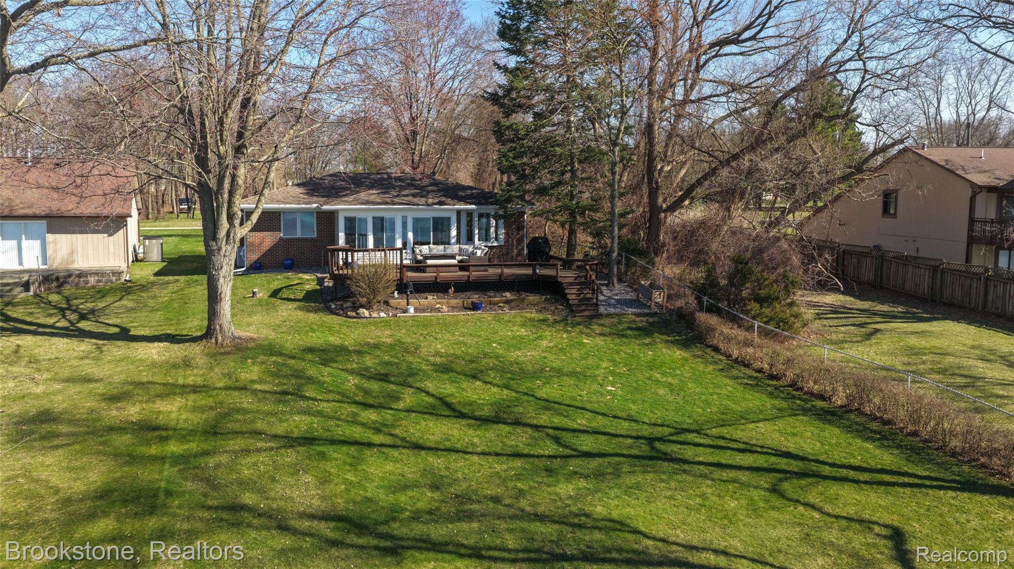 2773 MAPLE RIDGE