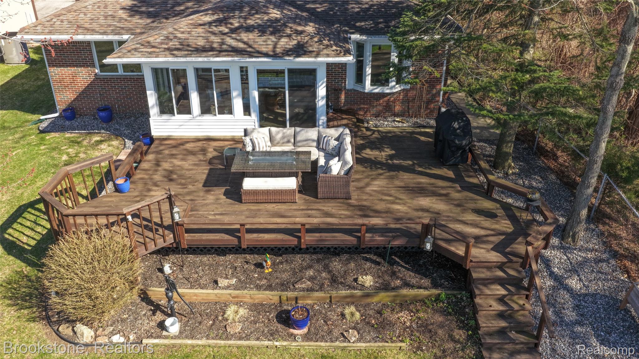 2773 MAPLE RIDGE