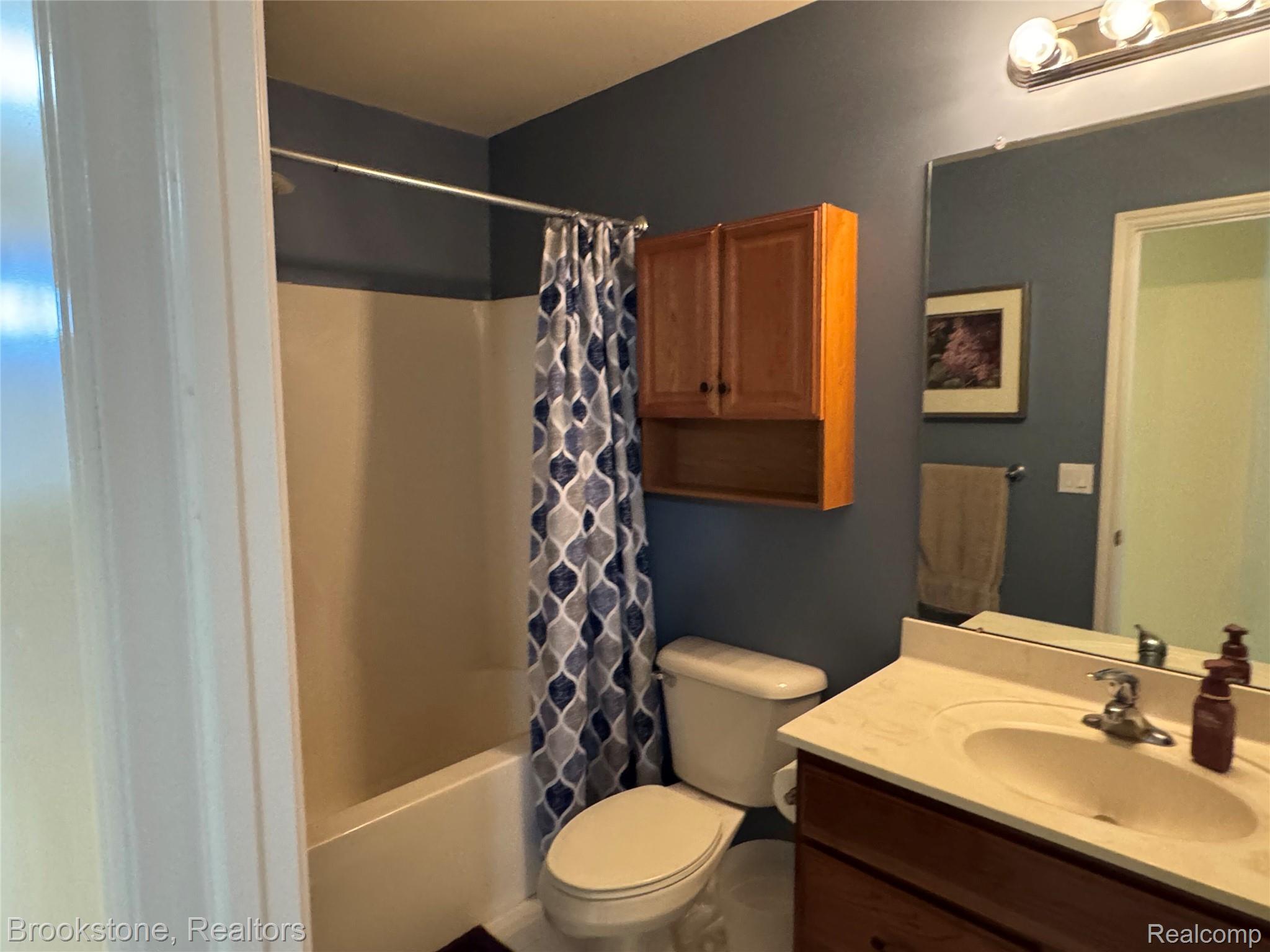 24817 VALLEYWOOD
