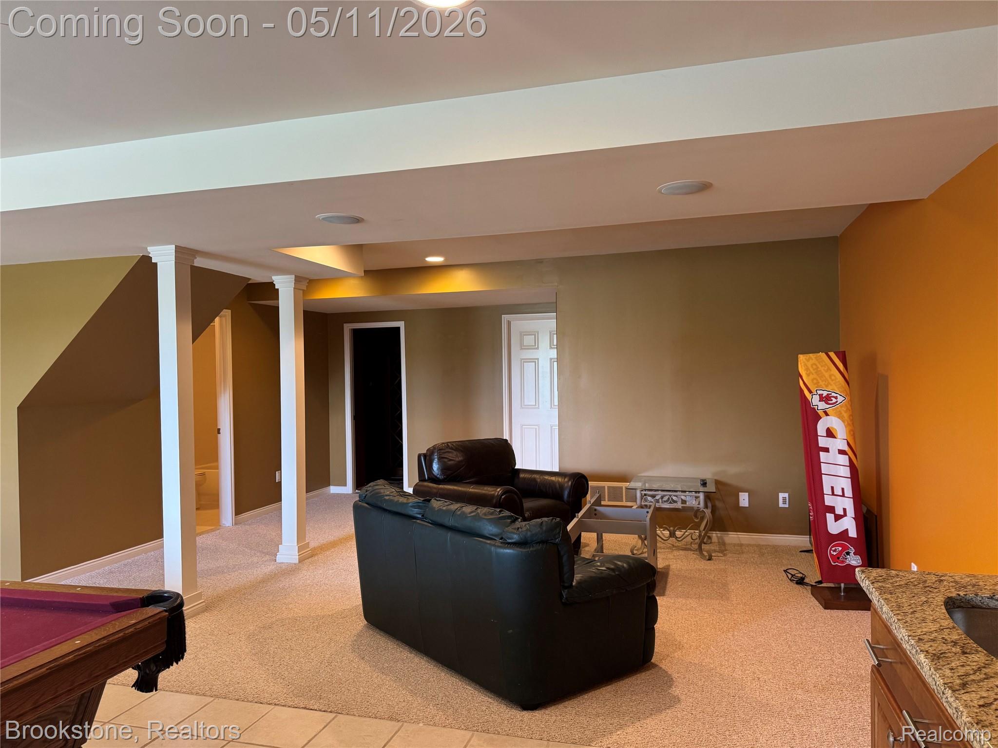 24817 VALLEYWOOD