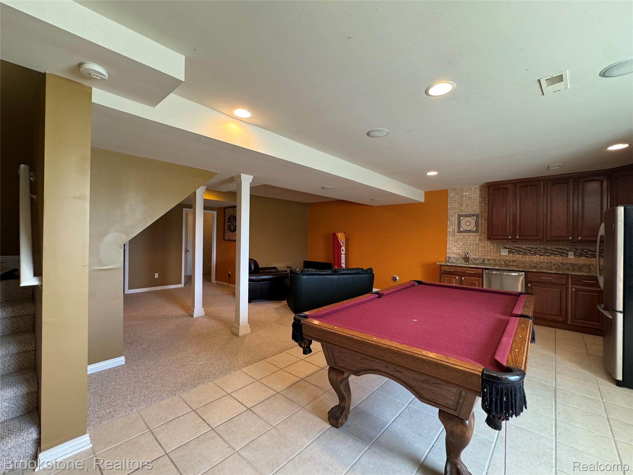 24817 VALLEYWOOD