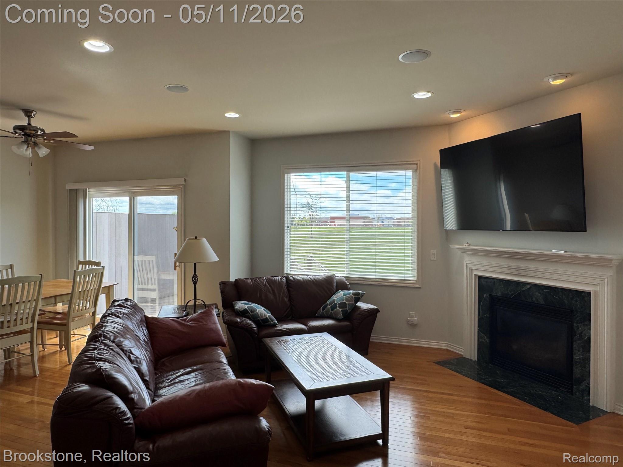 24817 VALLEYWOOD