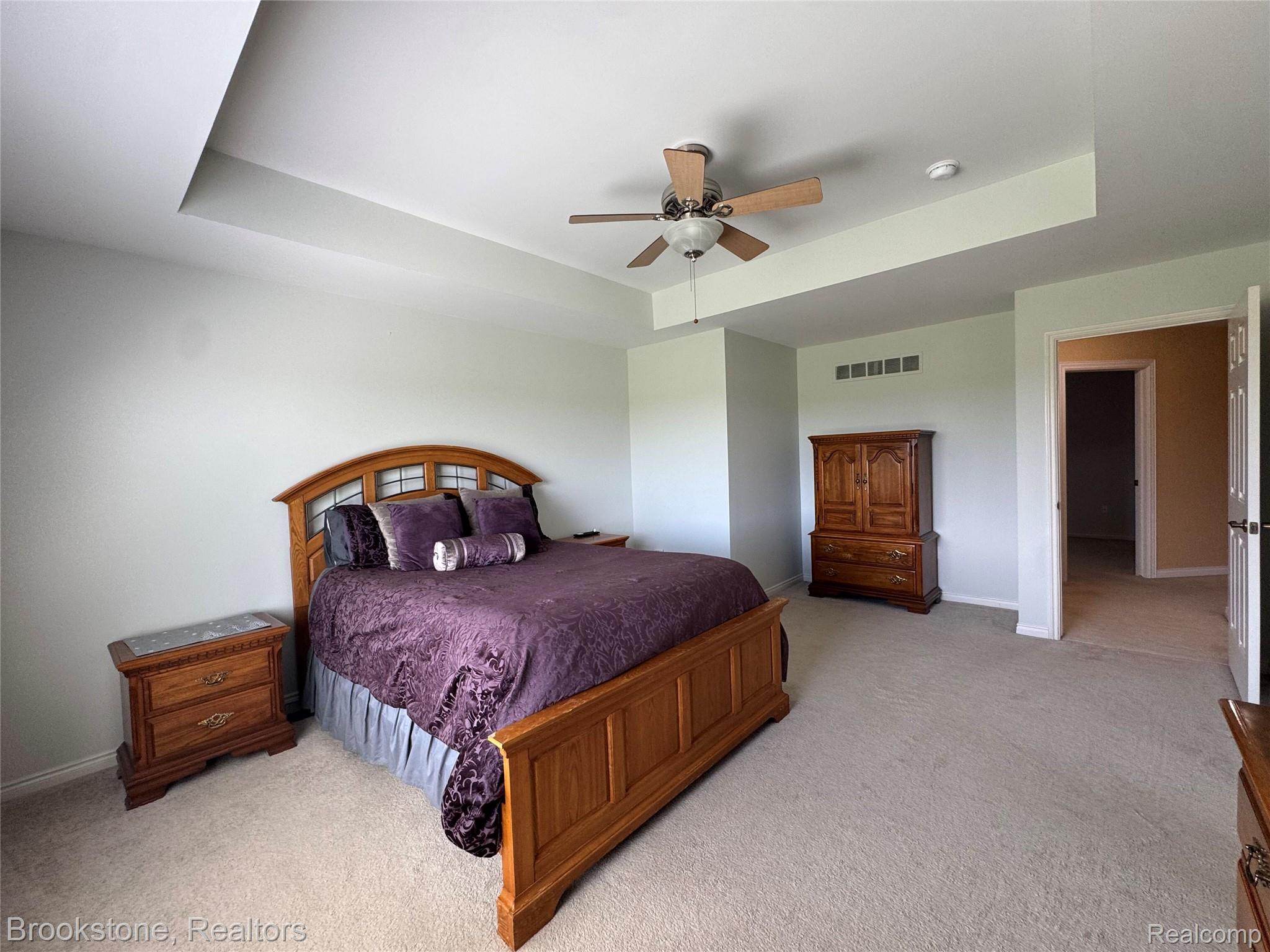 24817 VALLEYWOOD