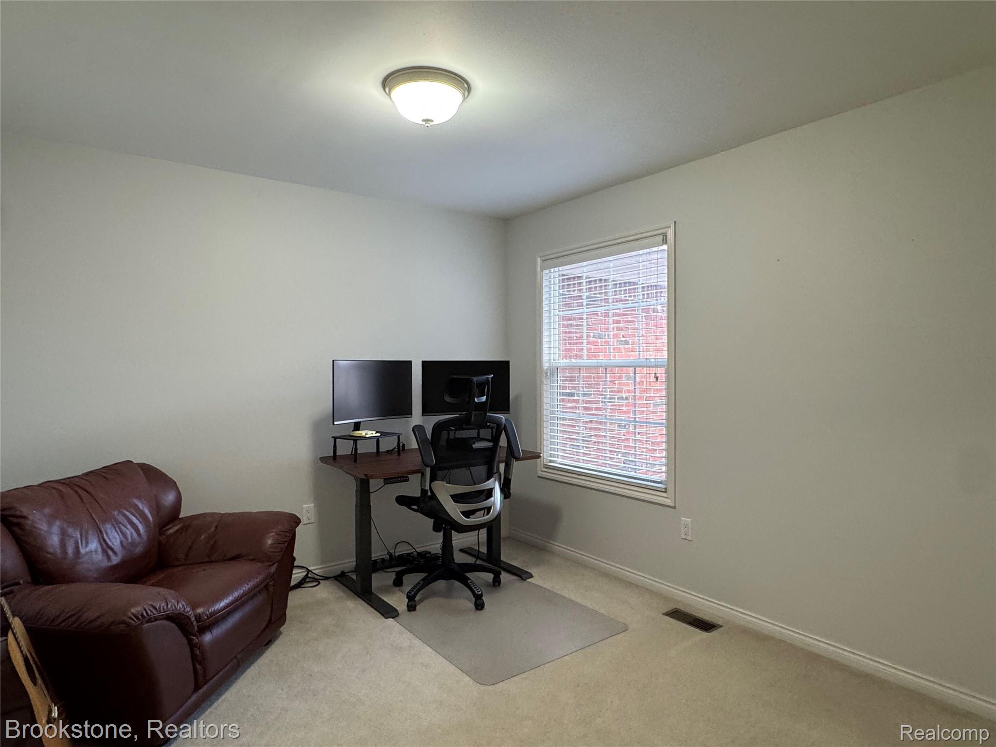 24817 VALLEYWOOD