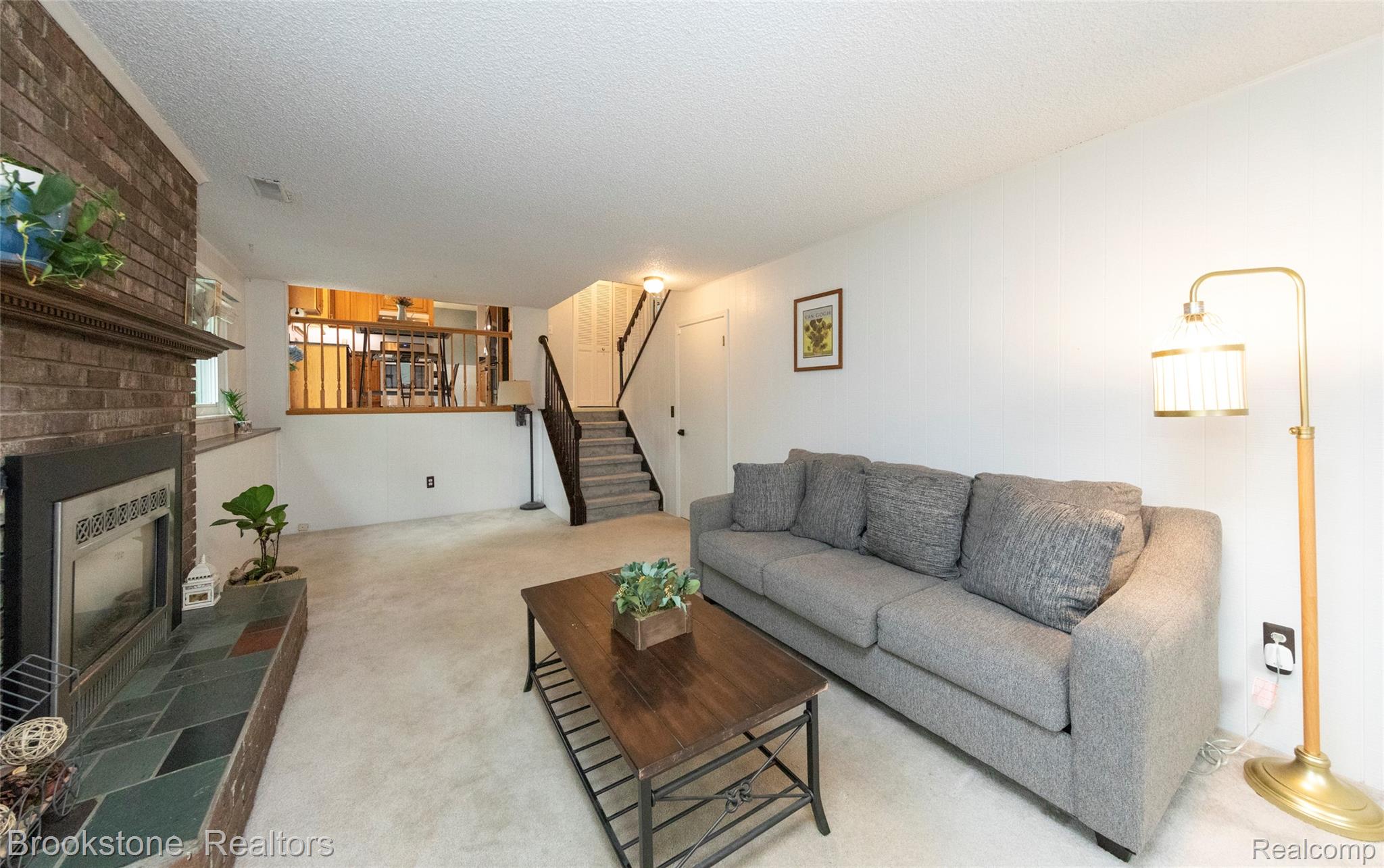 42088 Greenwood Drive