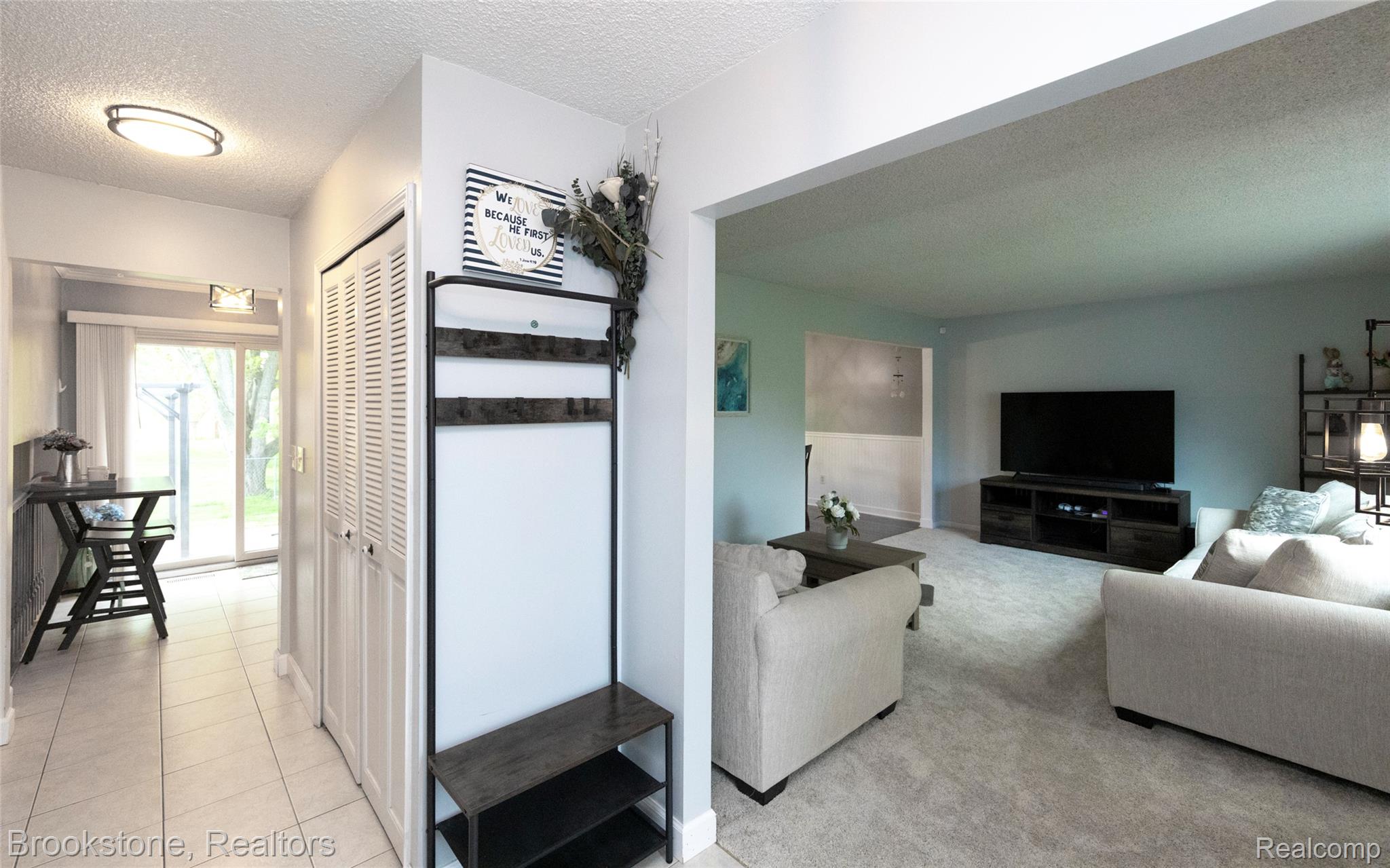 42088 Greenwood Drive