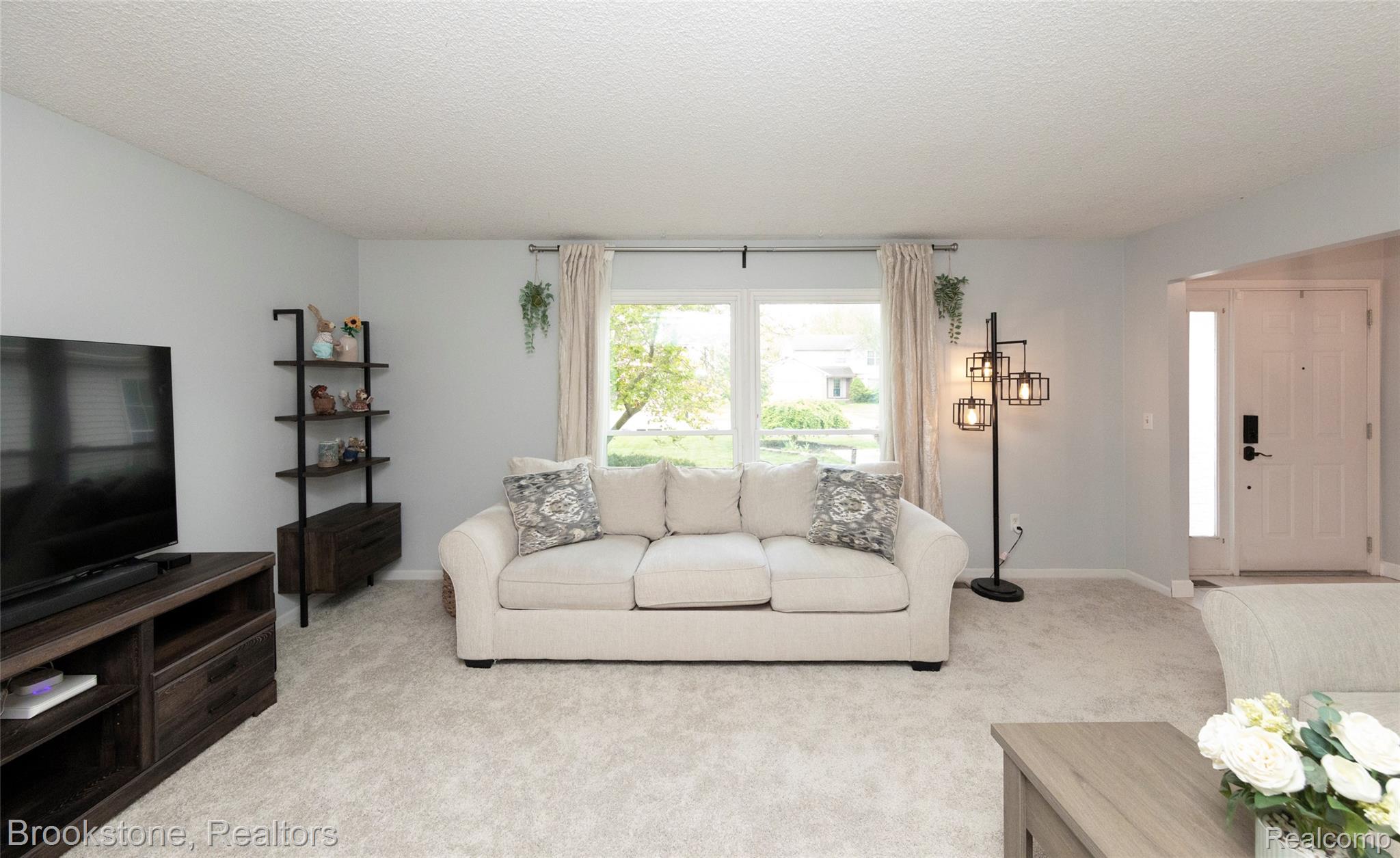 42088 Greenwood Drive
