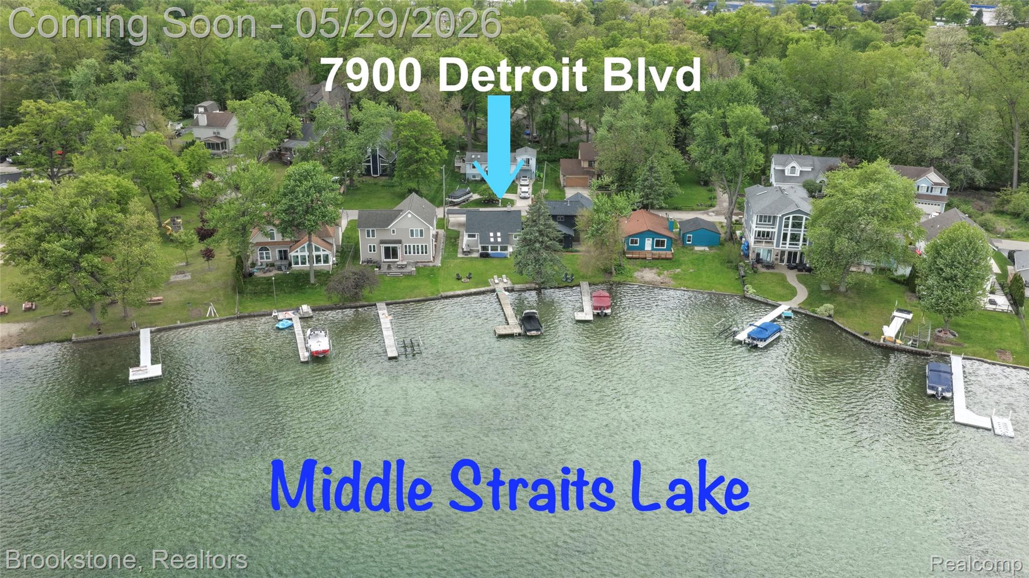 7900 DETROIT Boulevard