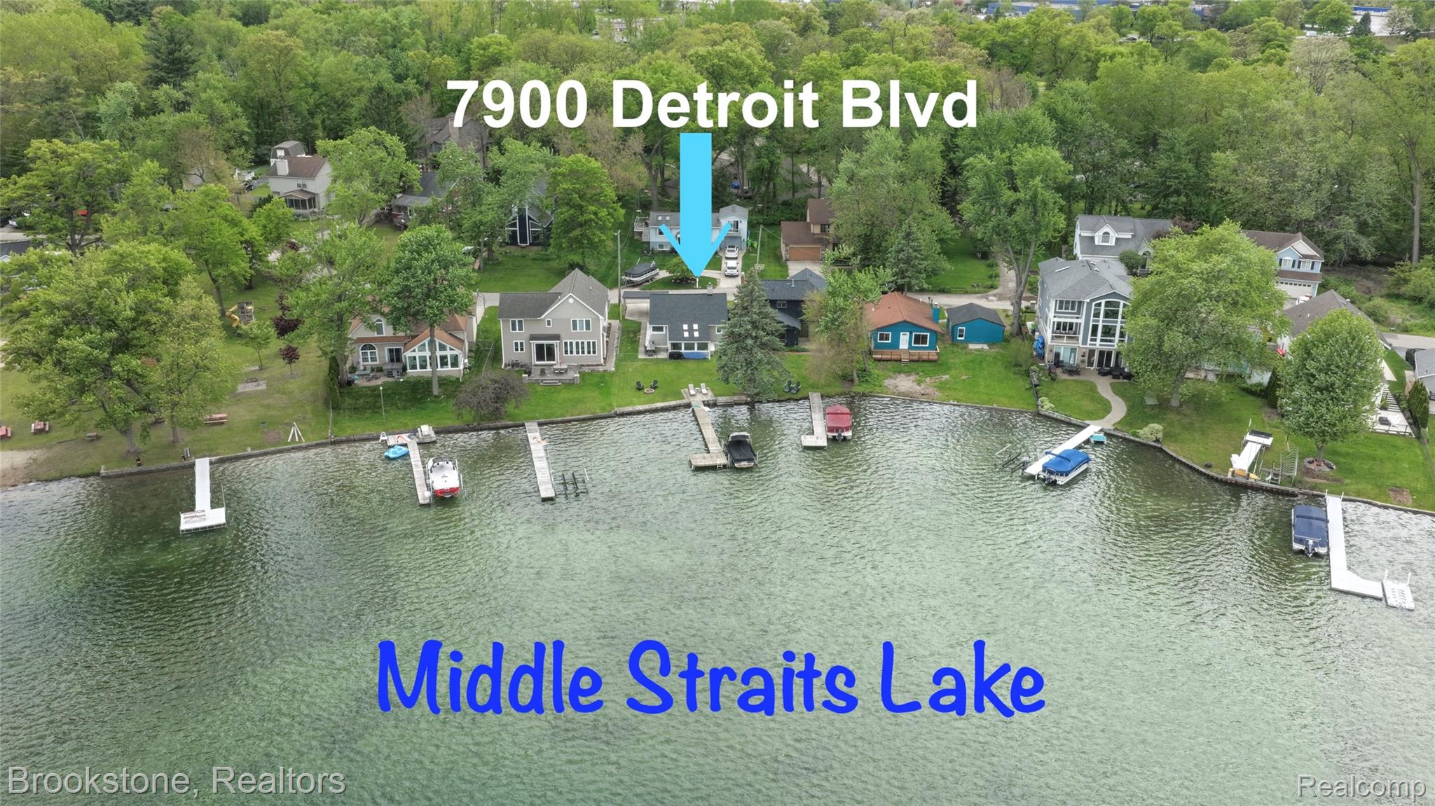 7900 DETROIT Boulevard