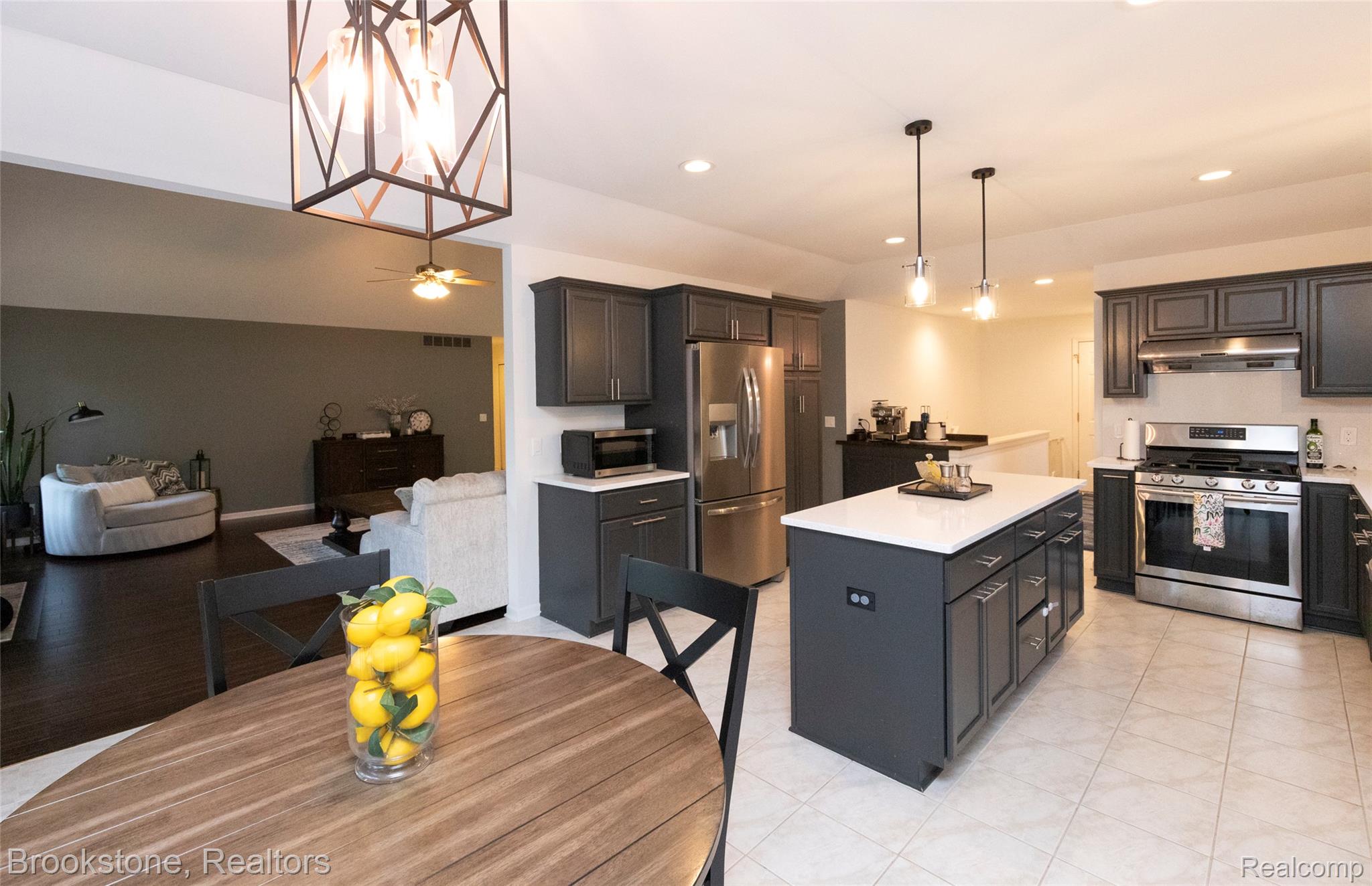 21340 BUNKER Drive