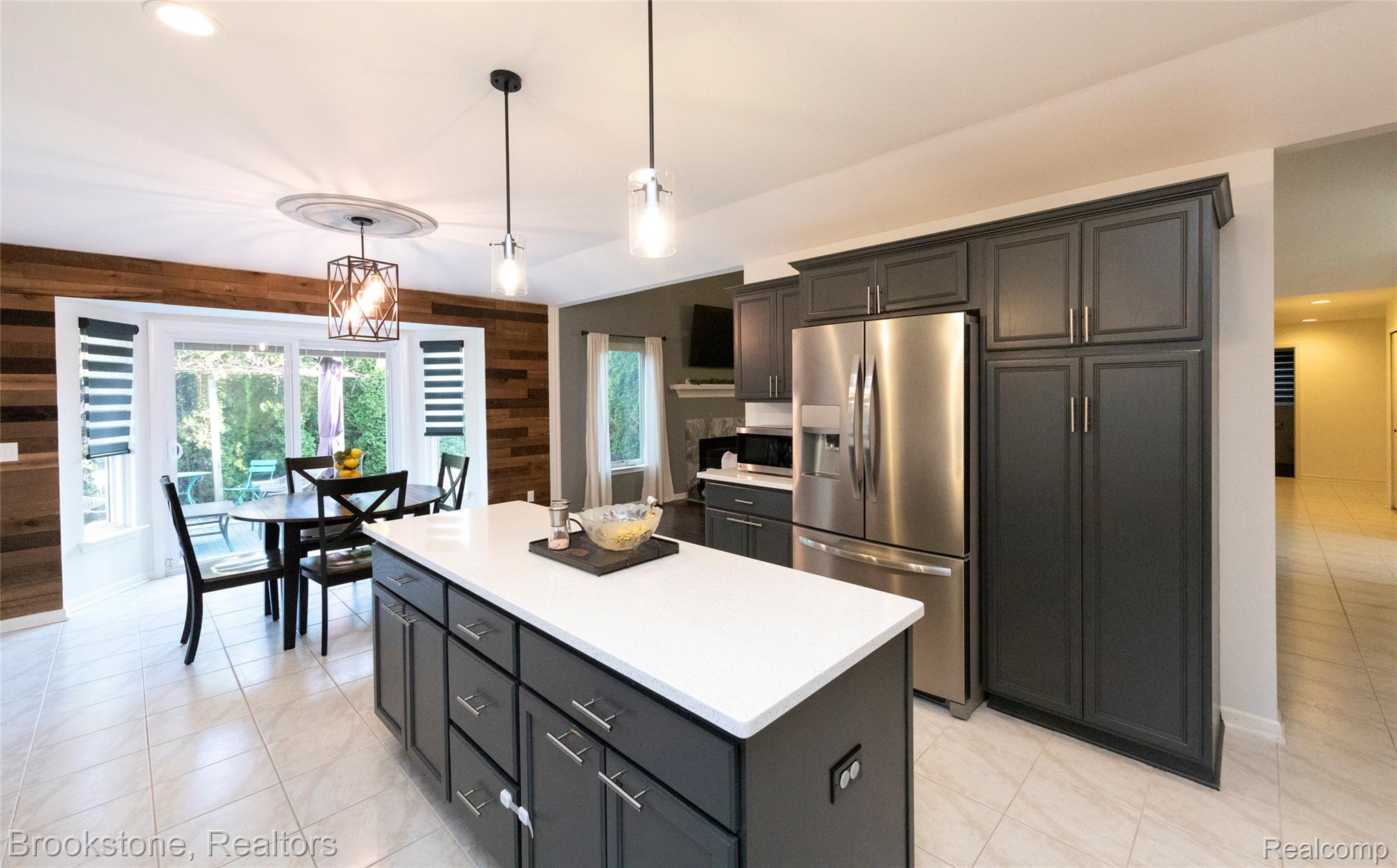 21340 BUNKER Drive