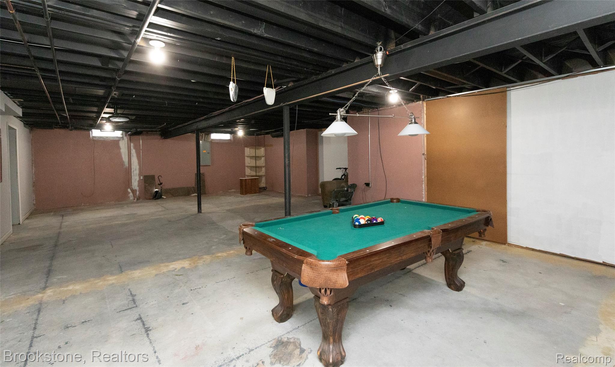 21340 BUNKER Drive