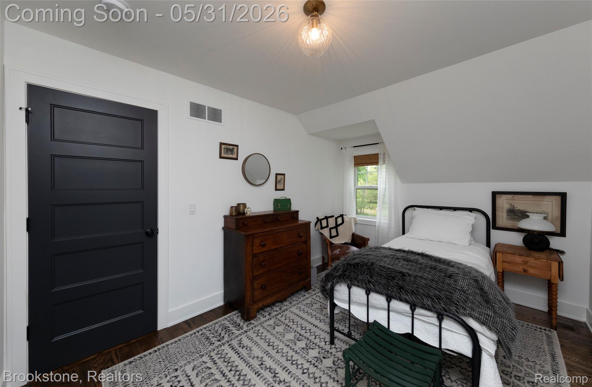 8322 BUCKELL LAKE