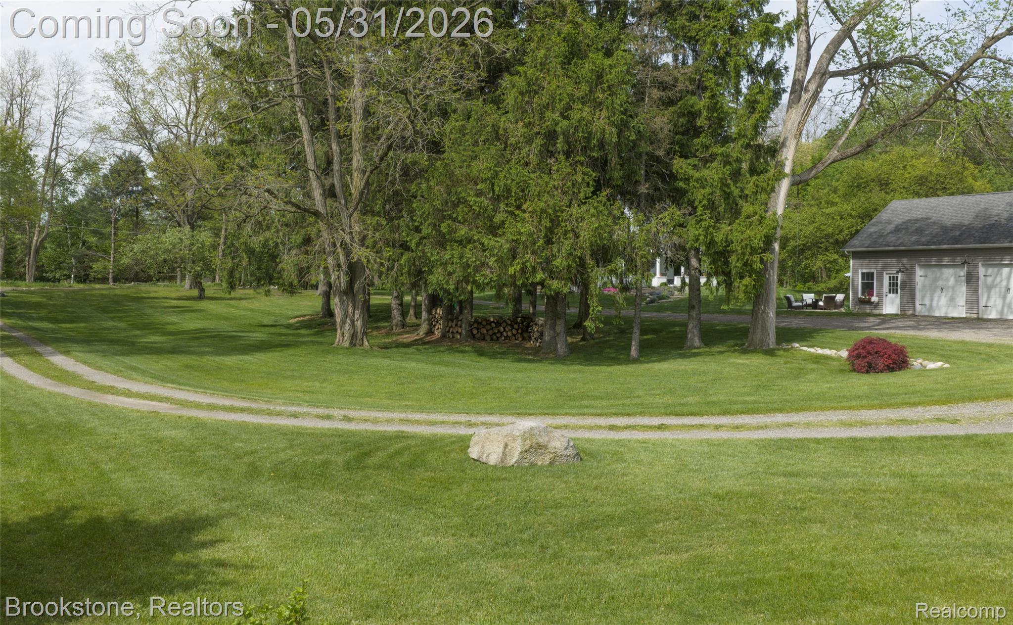 8322 BUCKELL LAKE