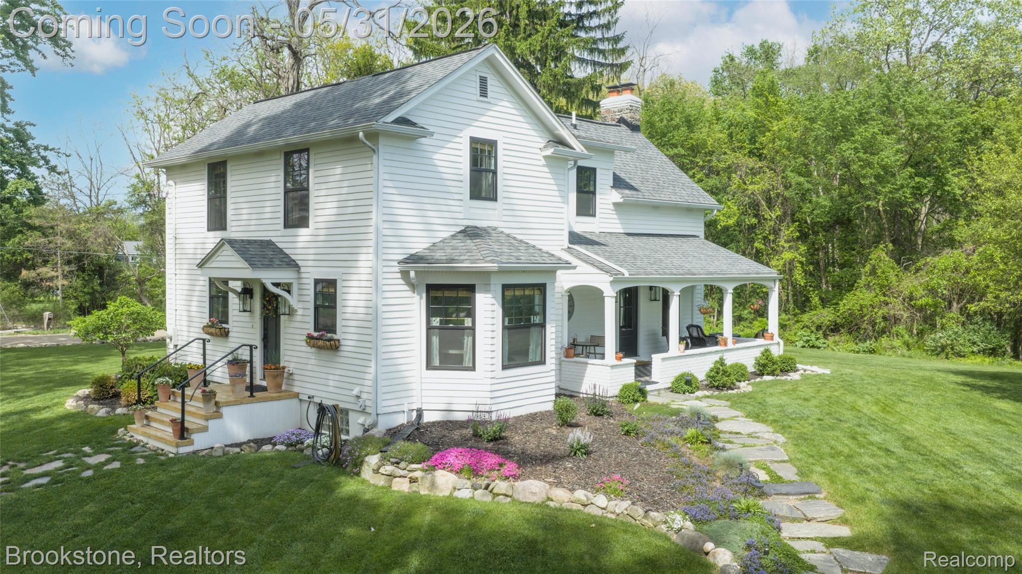 8322 BUCKELL LAKE