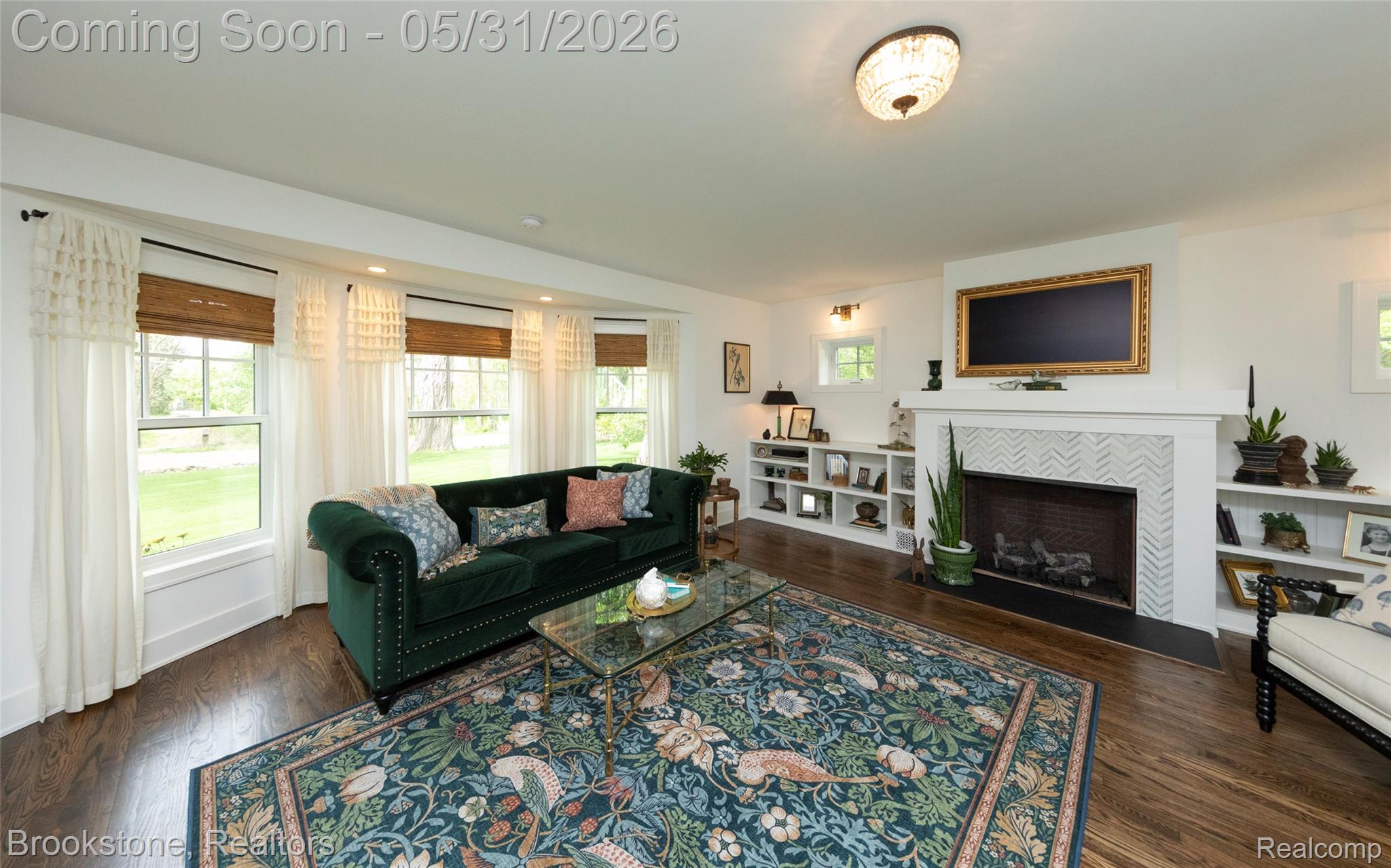 8322 BUCKELL LAKE