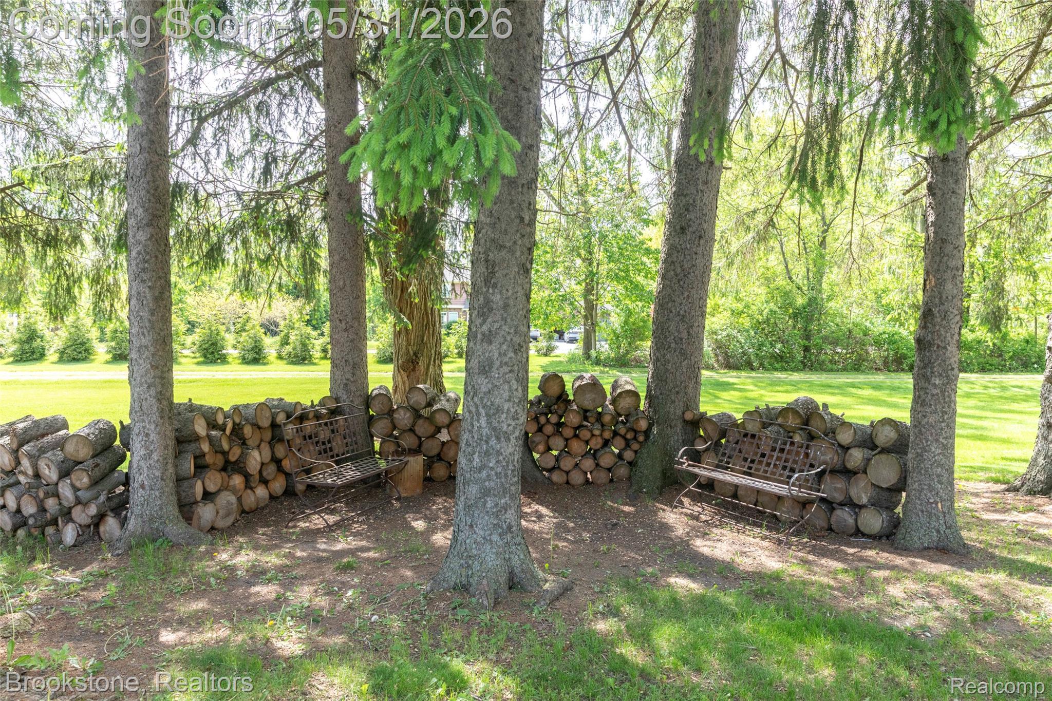 8322 BUCKELL LAKE