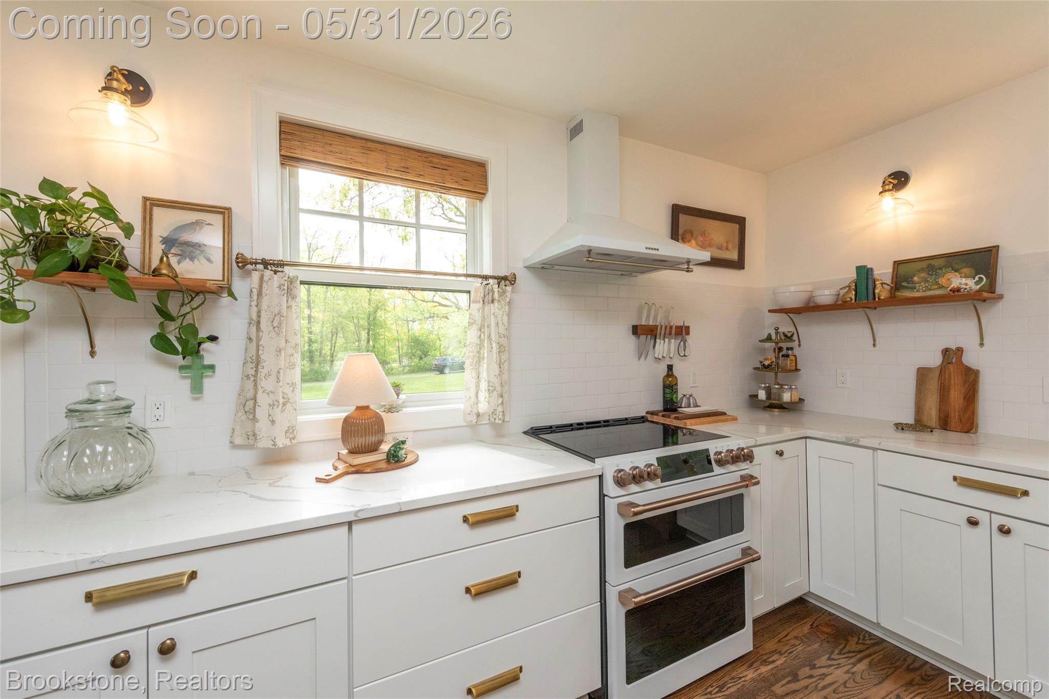 8322 BUCKELL LAKE