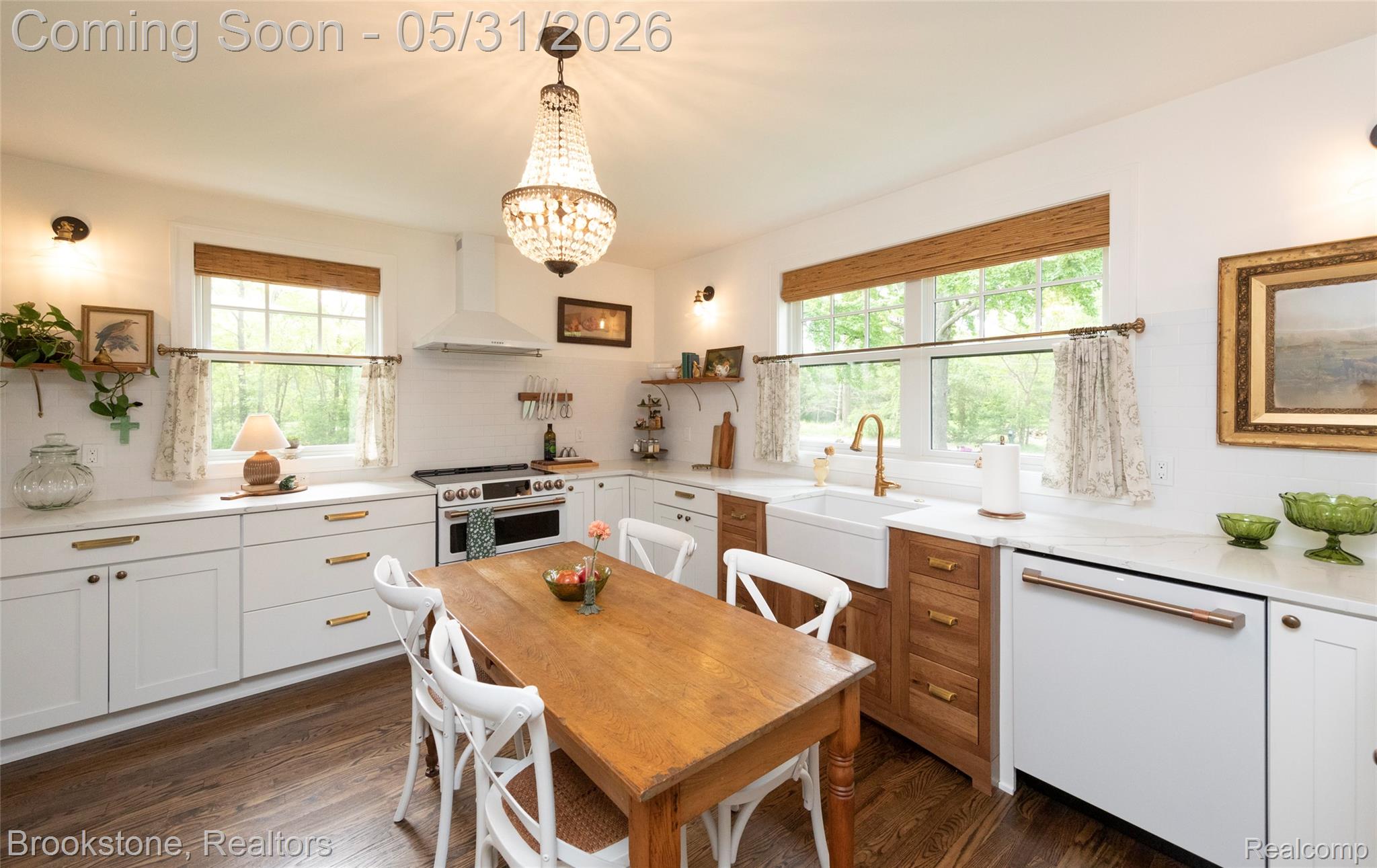 8322 BUCKELL LAKE