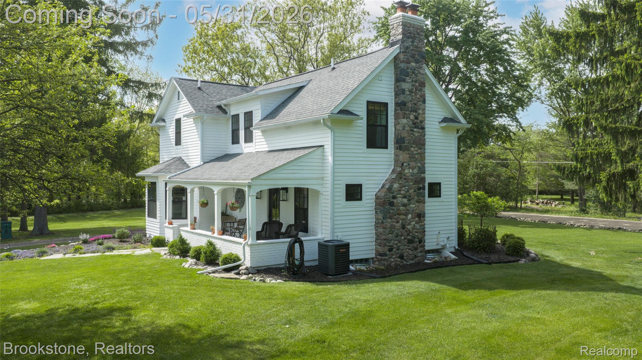 8322 BUCKELL LAKE