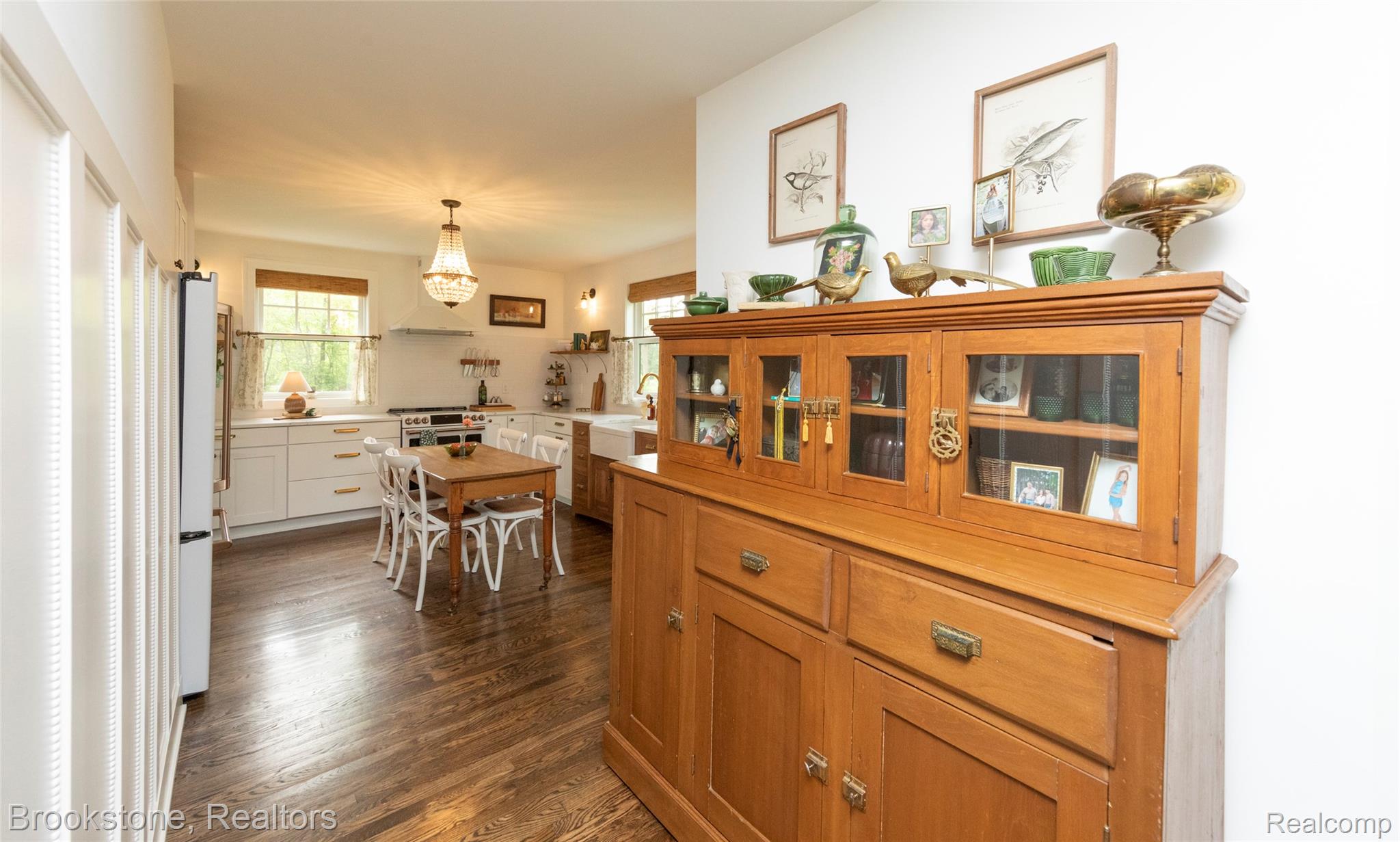 8322 BUCKELL LAKE