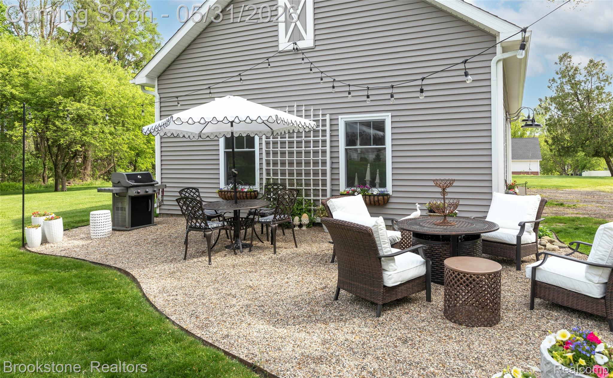 8322 BUCKELL LAKE