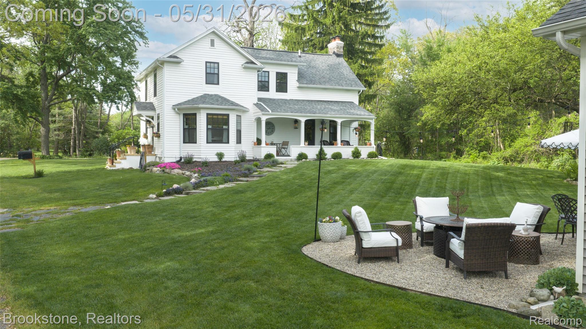 8322 BUCKELL LAKE