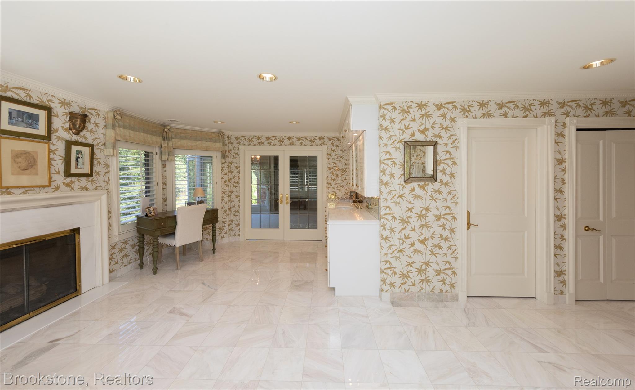 1494 HIGHPOINT