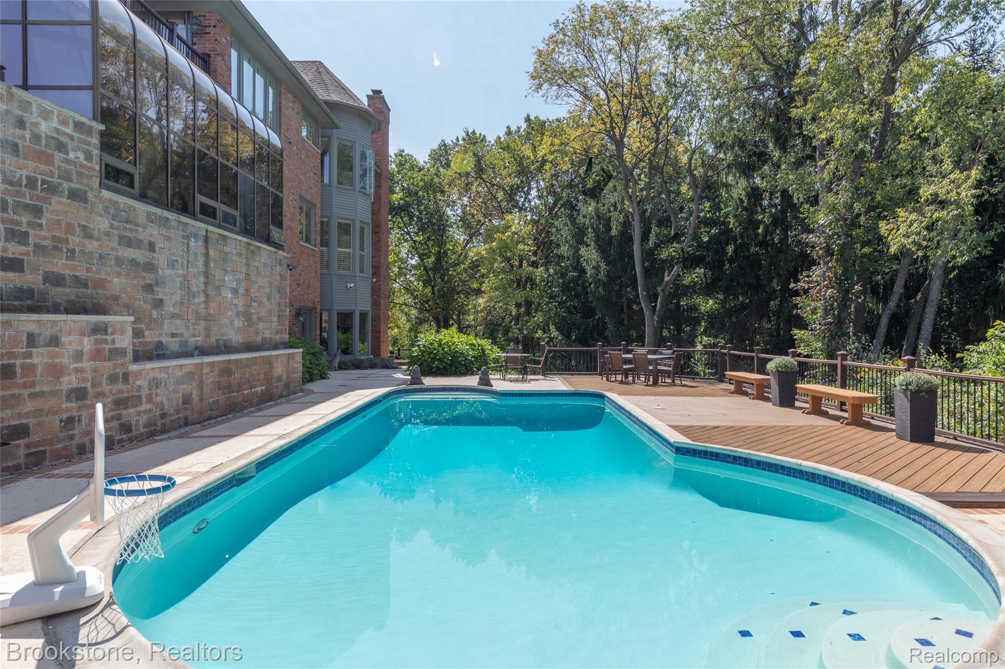 1494 HIGHPOINT
