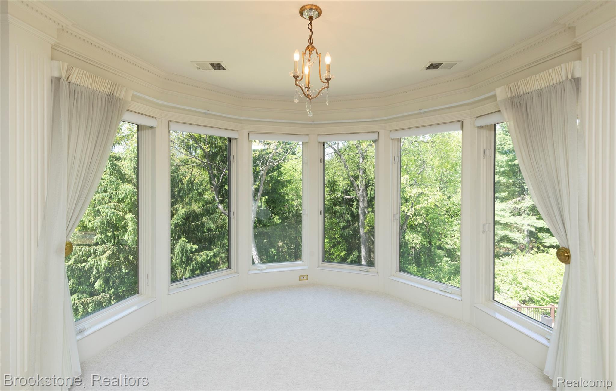 1494 HIGHPOINT