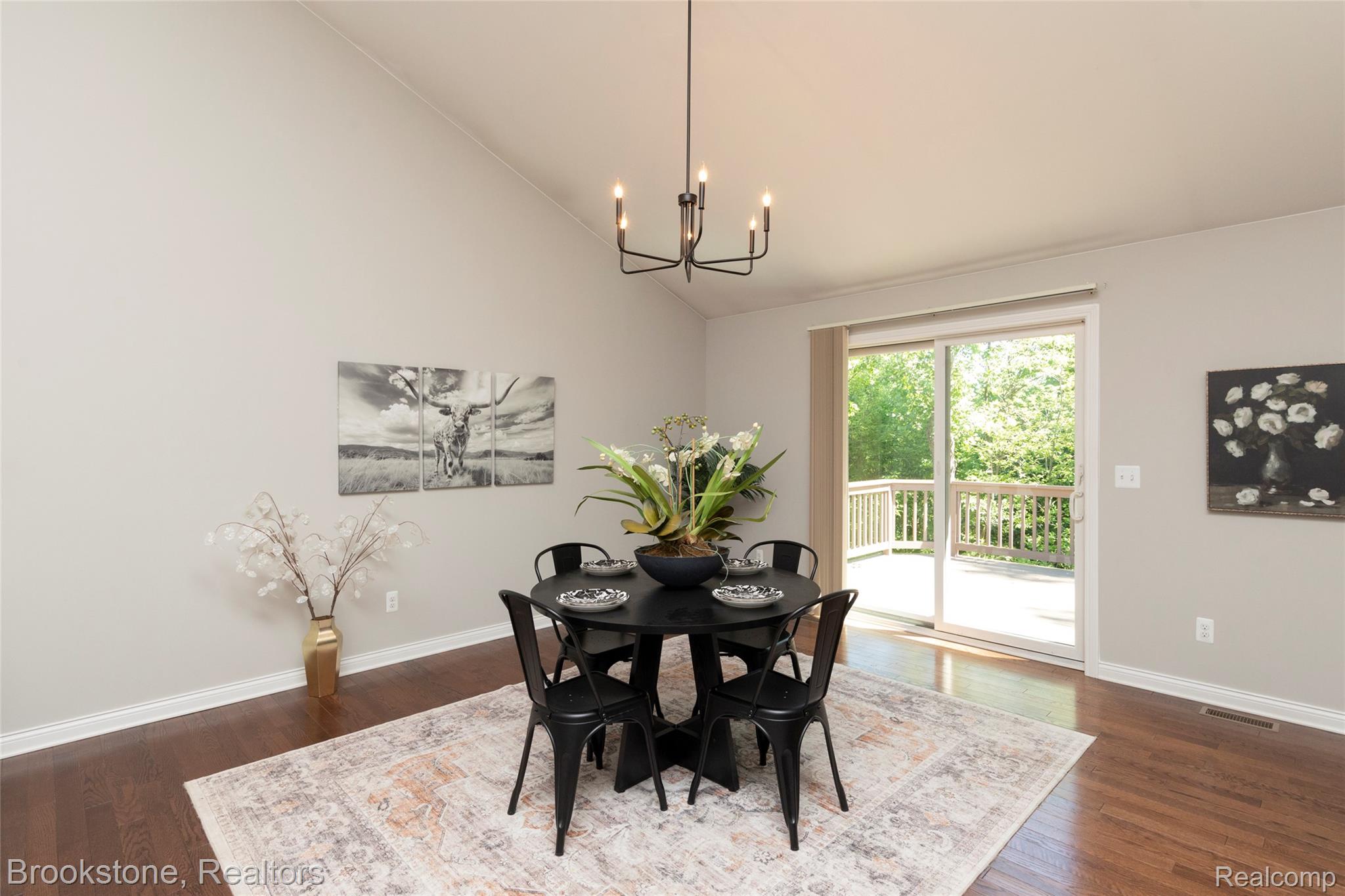 10295 Northridge Court