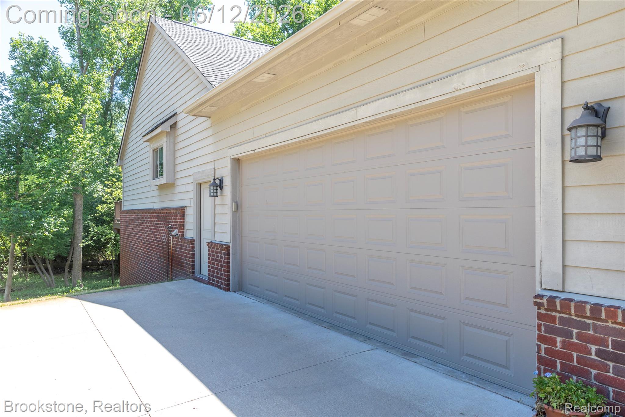 10295 Northridge Court