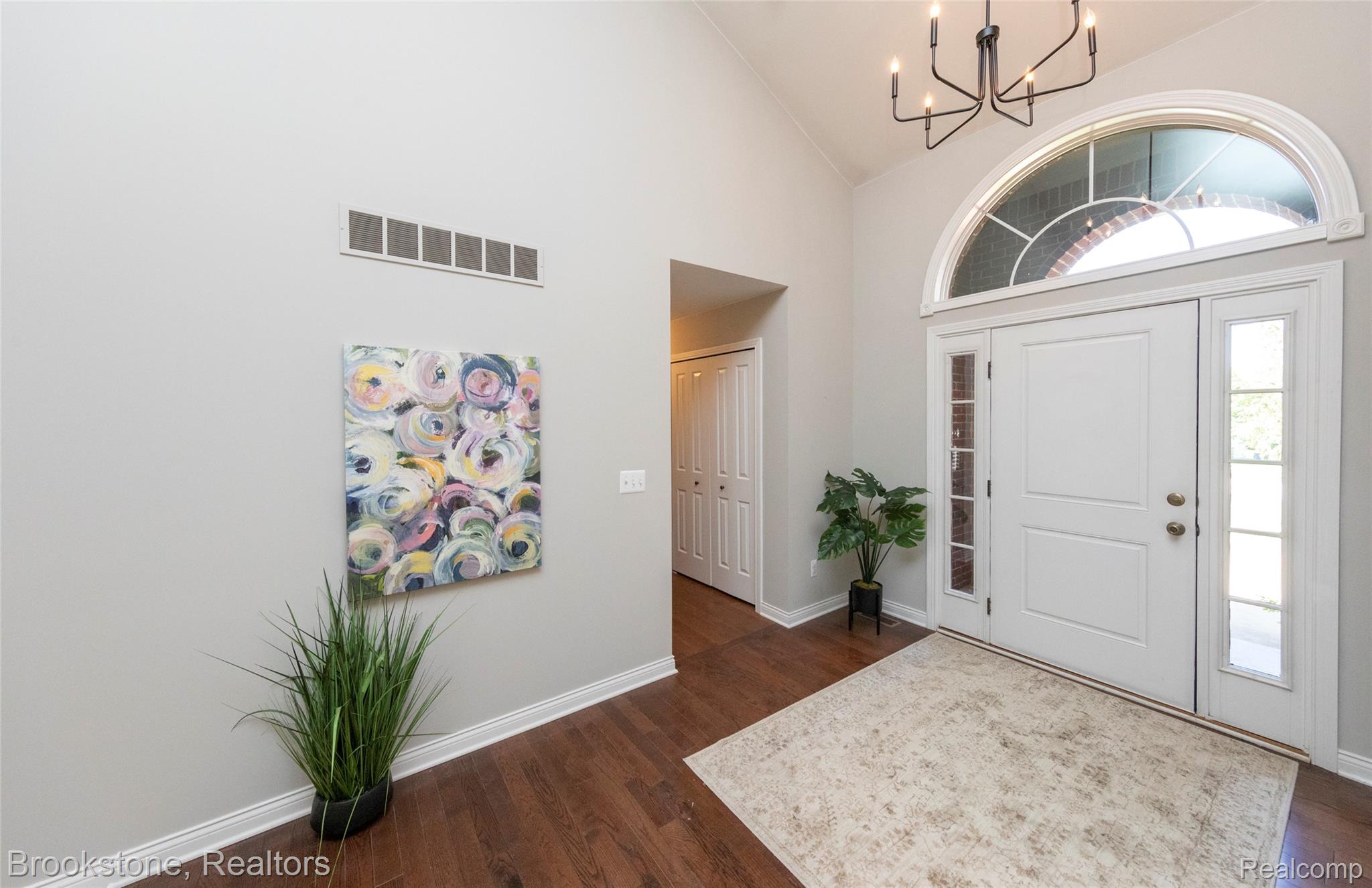 10295 Northridge Court