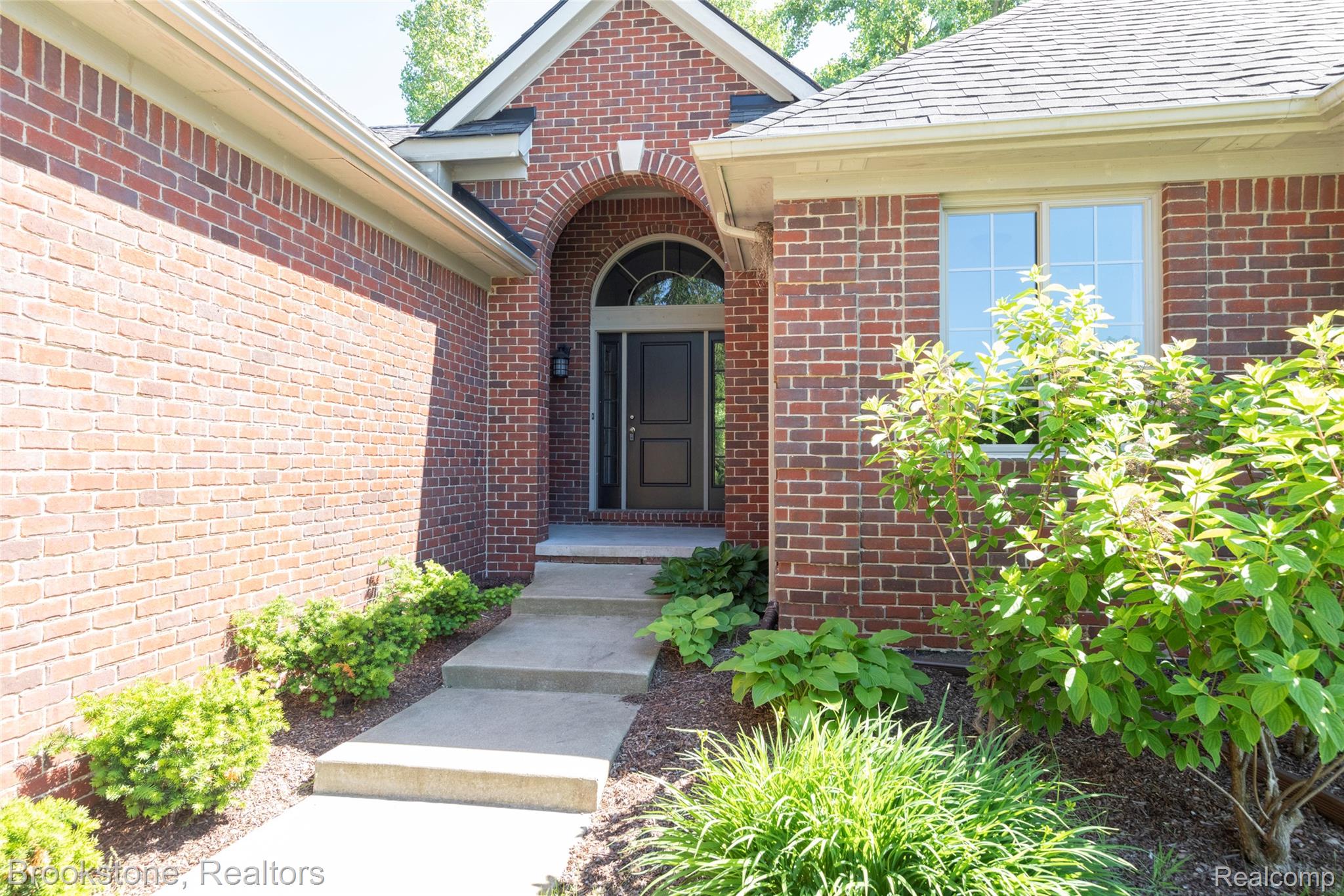 10295 Northridge Court