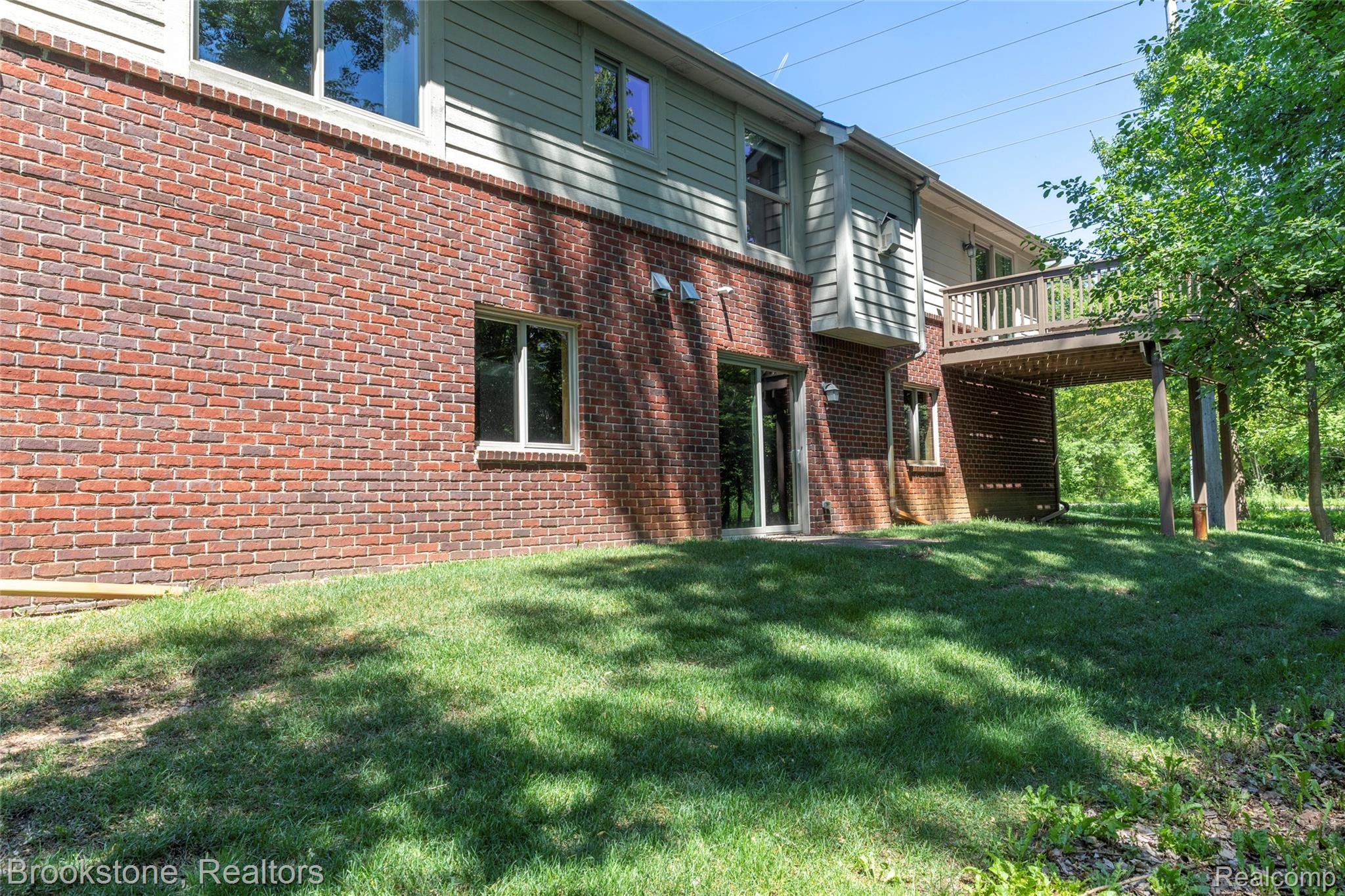 10295 Northridge Court