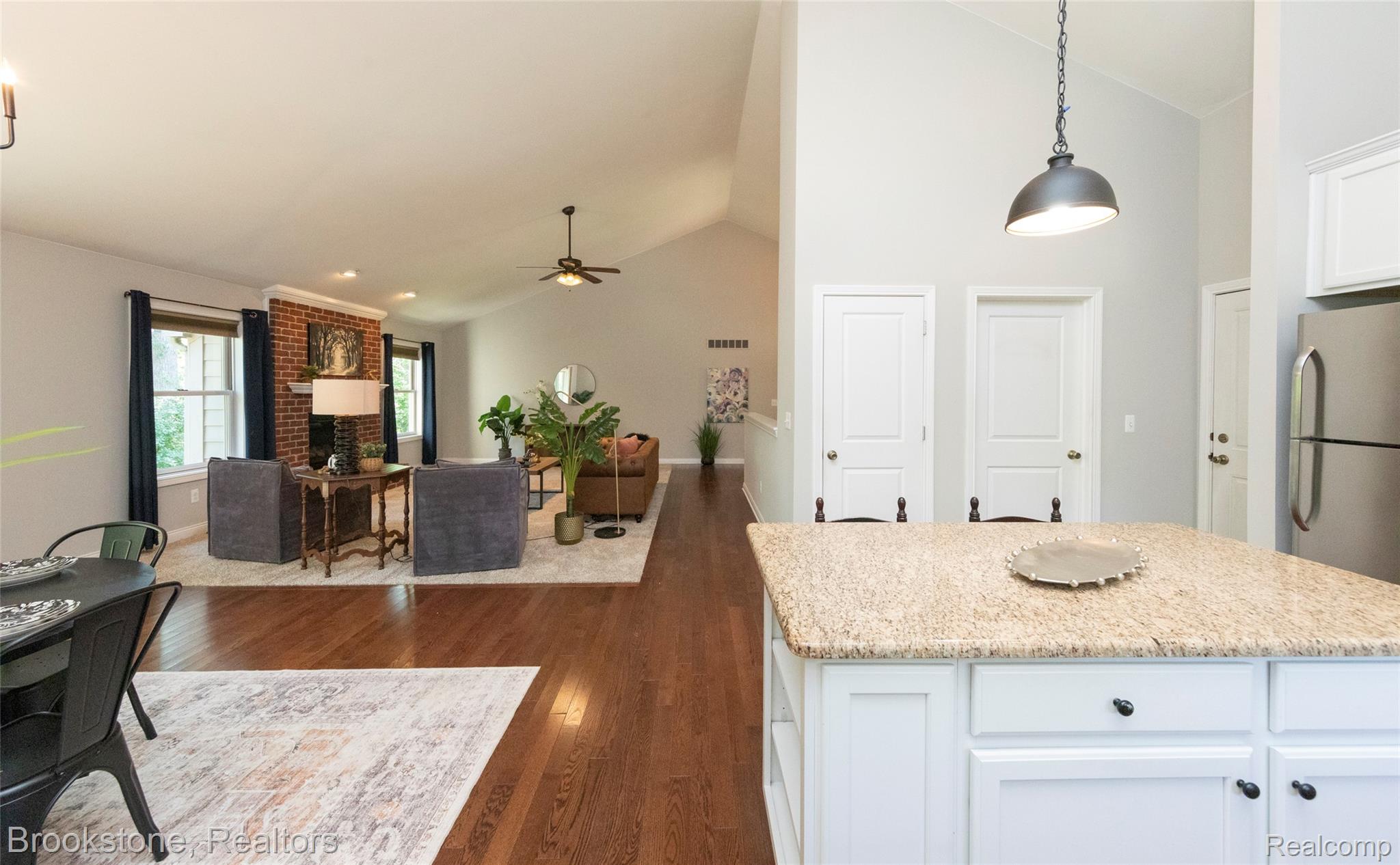 10295 Northridge Court