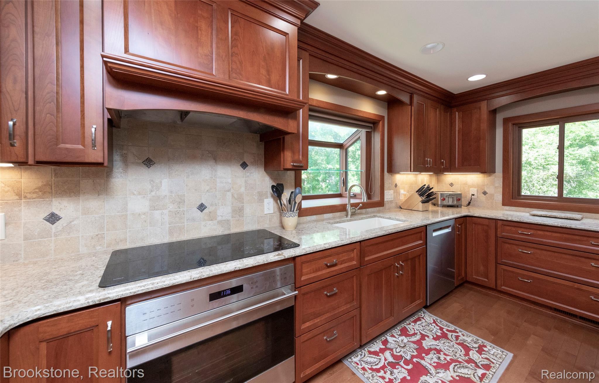 12168 CARRIAGE TRAIL Circle