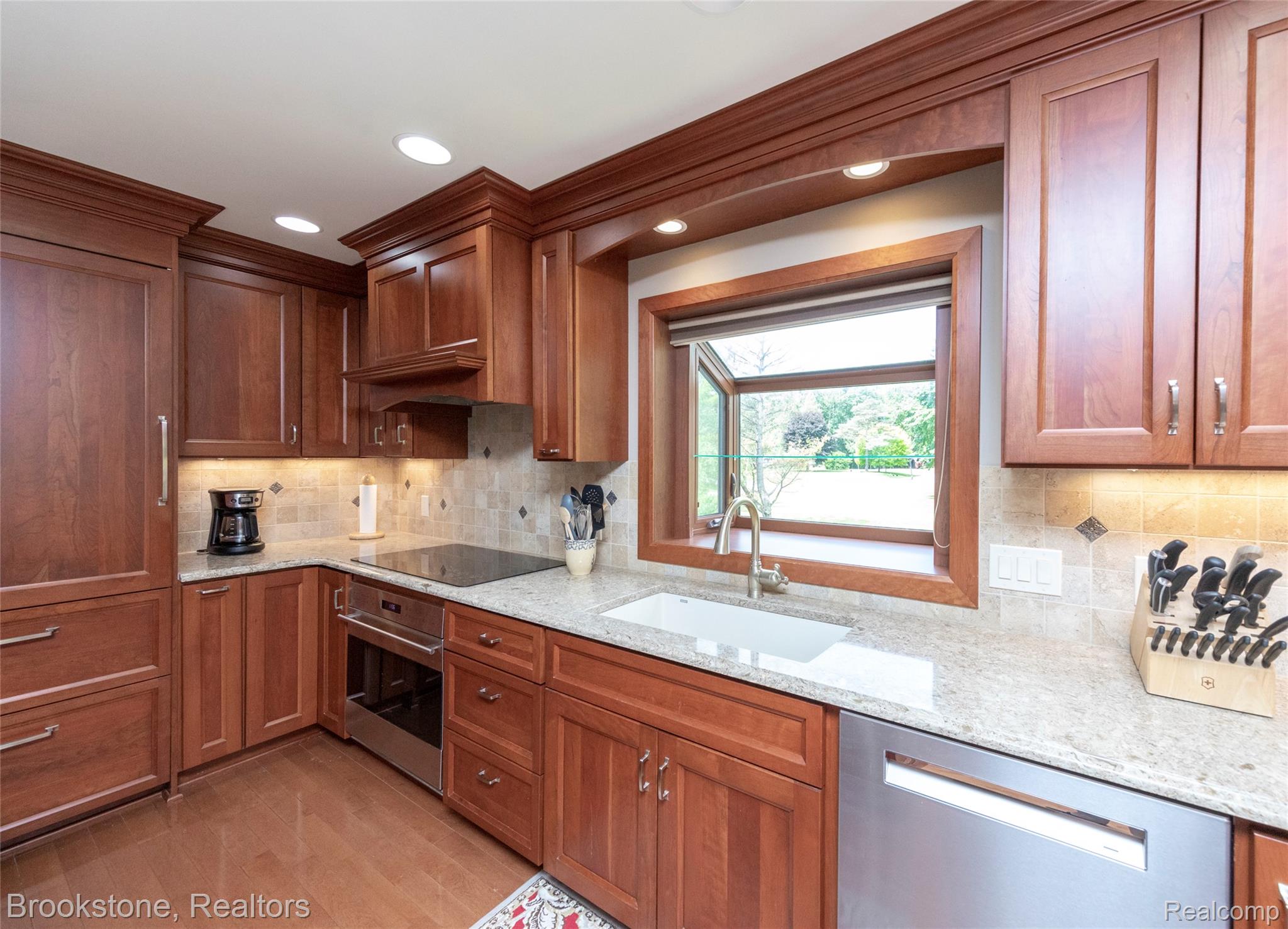 12168 CARRIAGE TRAIL Circle