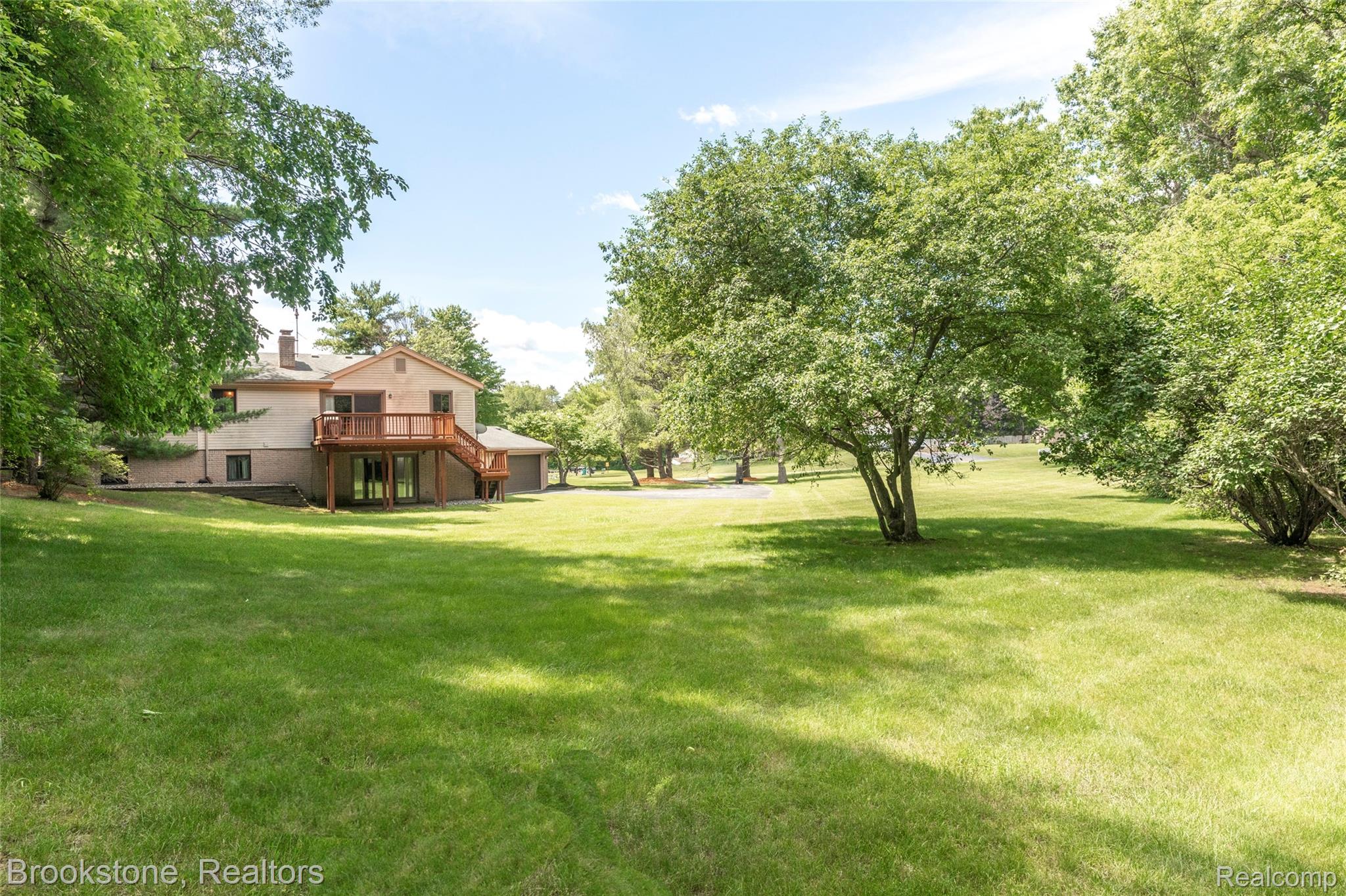12168 CARRIAGE TRAIL Circle