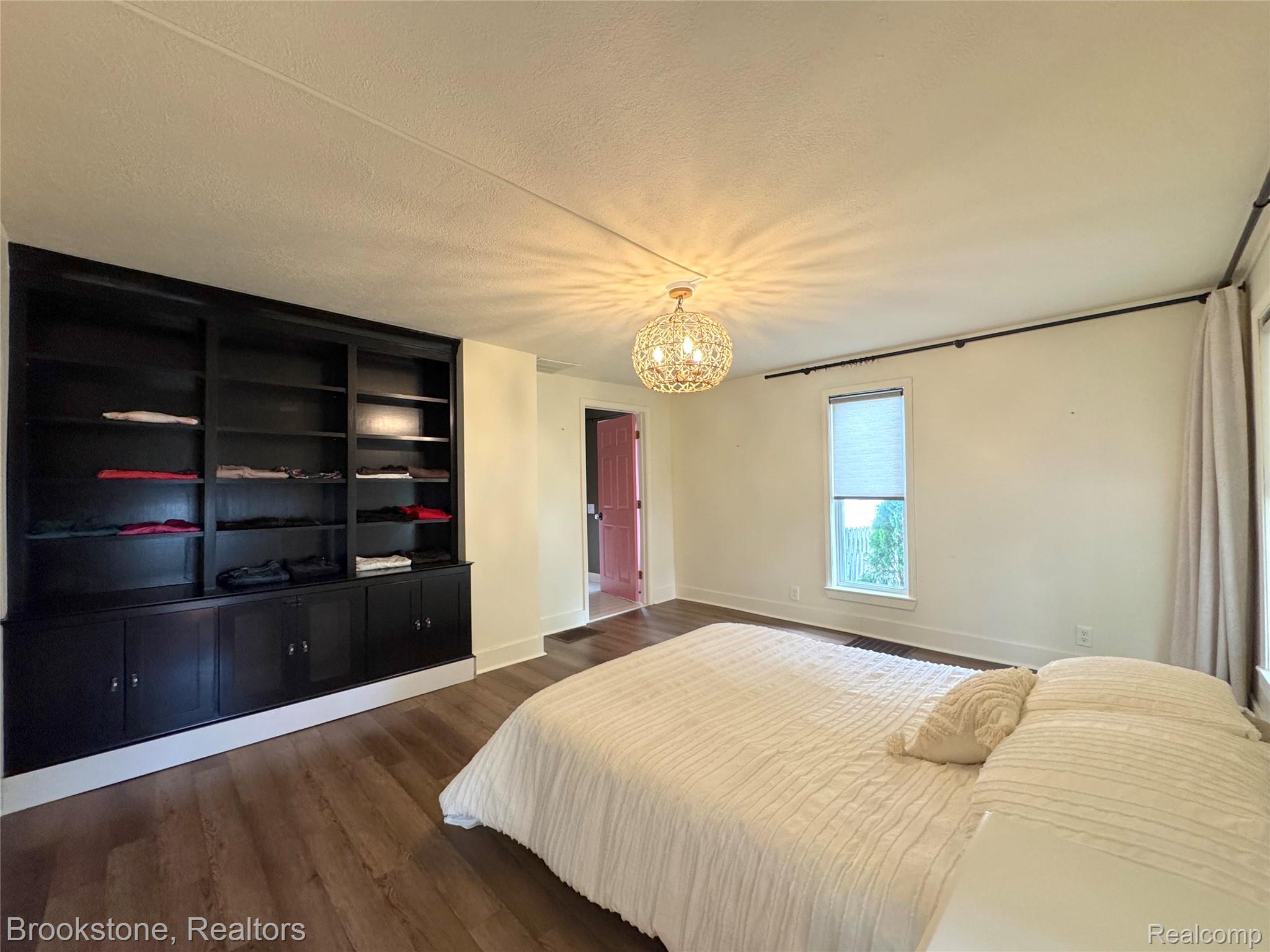 207 N Church