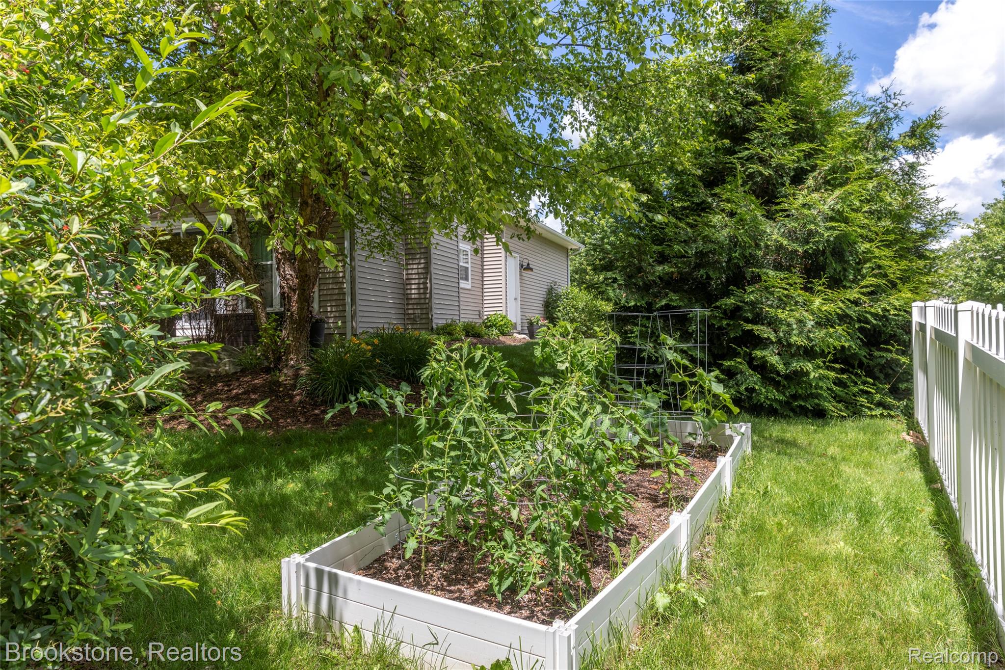 5017 Leyland Drive